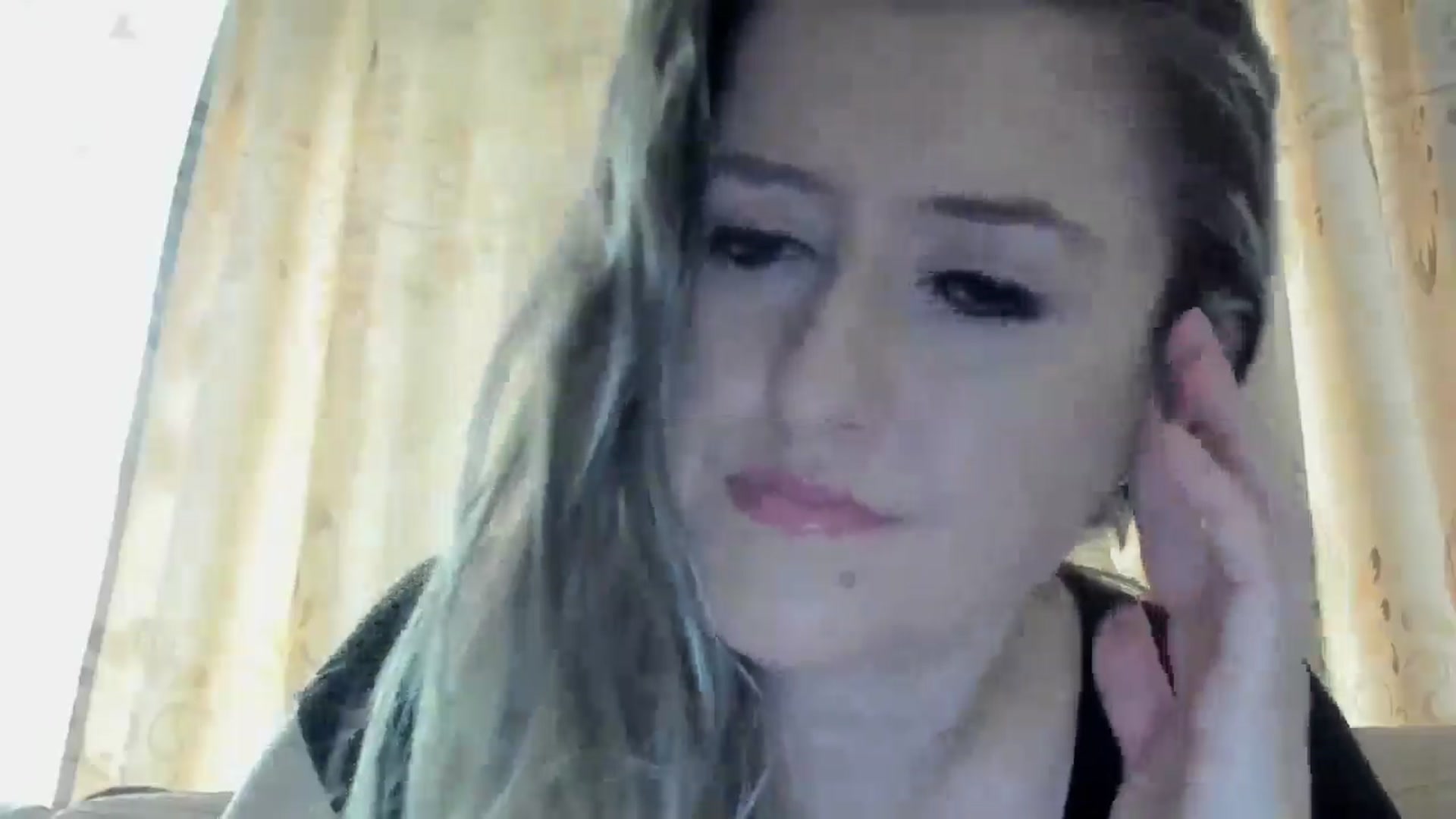 Gallery image thumbnail from BestDream's myfreecams stream on, 05/17/2024, 11:12 image 5 of 20