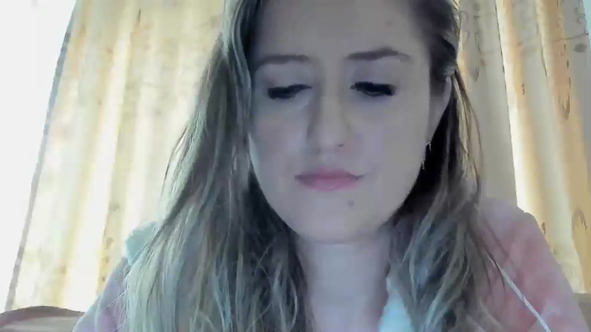 Gallery image thumbnail from BestDream's myfreecams stream on, 05/17/2024, 11:44 image 5 of 20