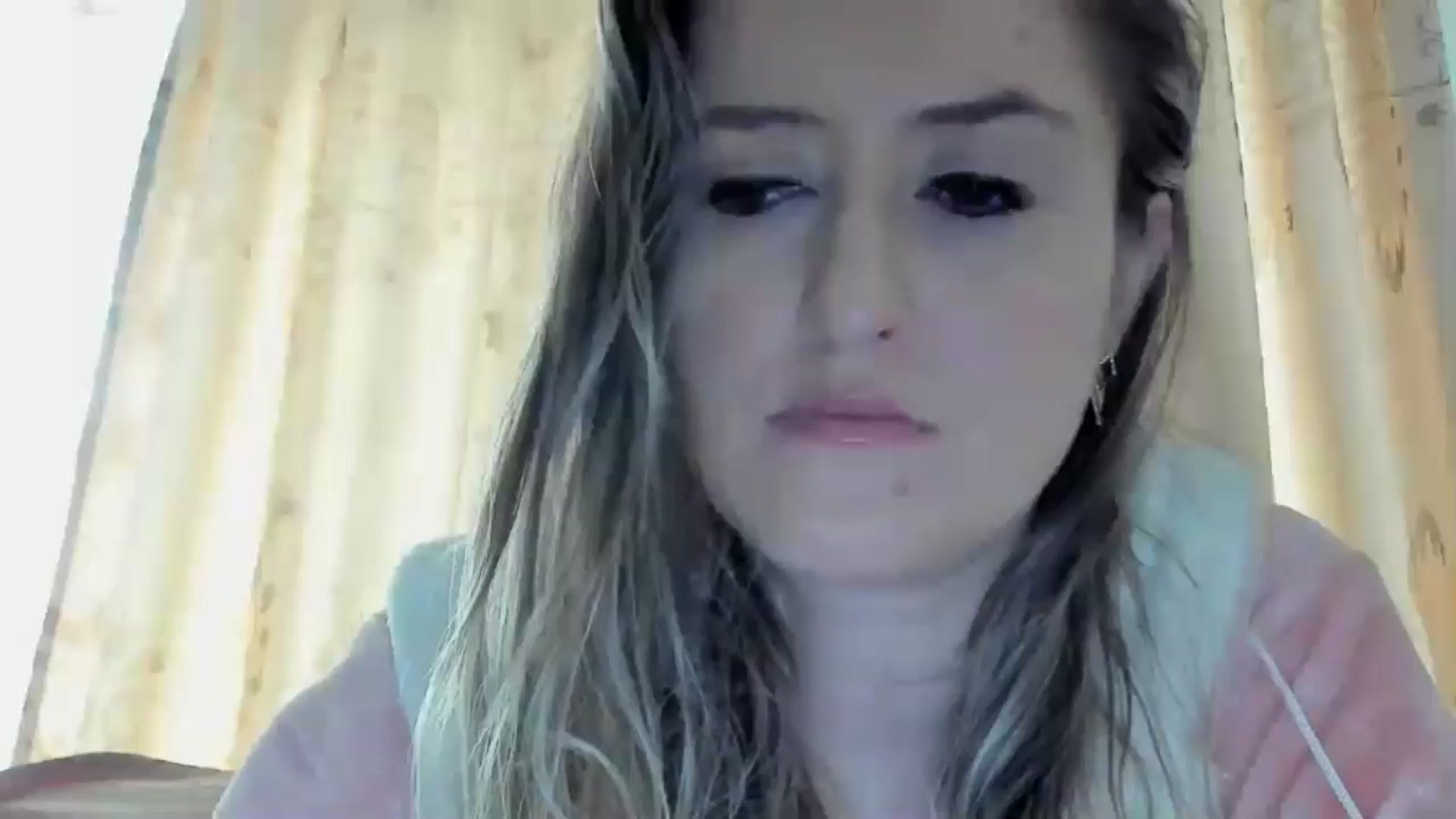 Gallery image thumbnail from BestDream's myfreecams stream on, 05/17/2024, 11:44 image 12 of 20