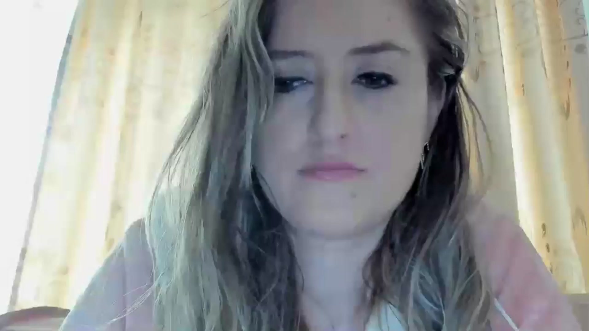 Gallery image thumbnail from BestDream's myfreecams stream on, 05/17/2024, 12:11 image 17 of 20