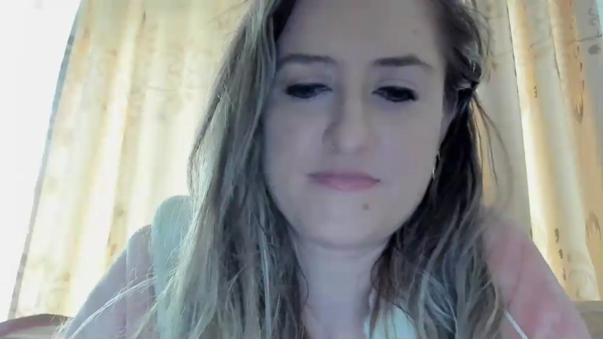 Gallery image thumbnail from BestDream's myfreecams stream on, 05/17/2024, 12:11 image 12 of 20