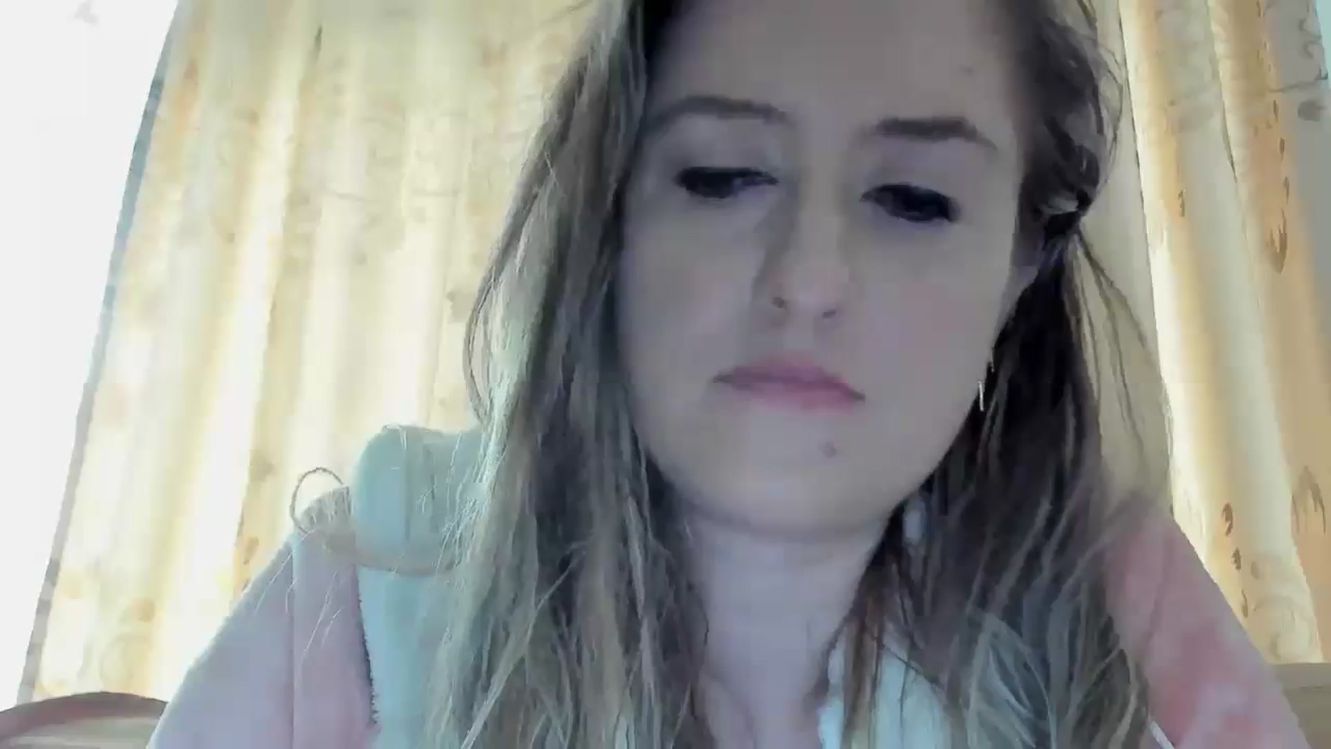 Gallery image thumbnail from BestDream's myfreecams stream on, 05/17/2024, 12:11 image 5 of 20