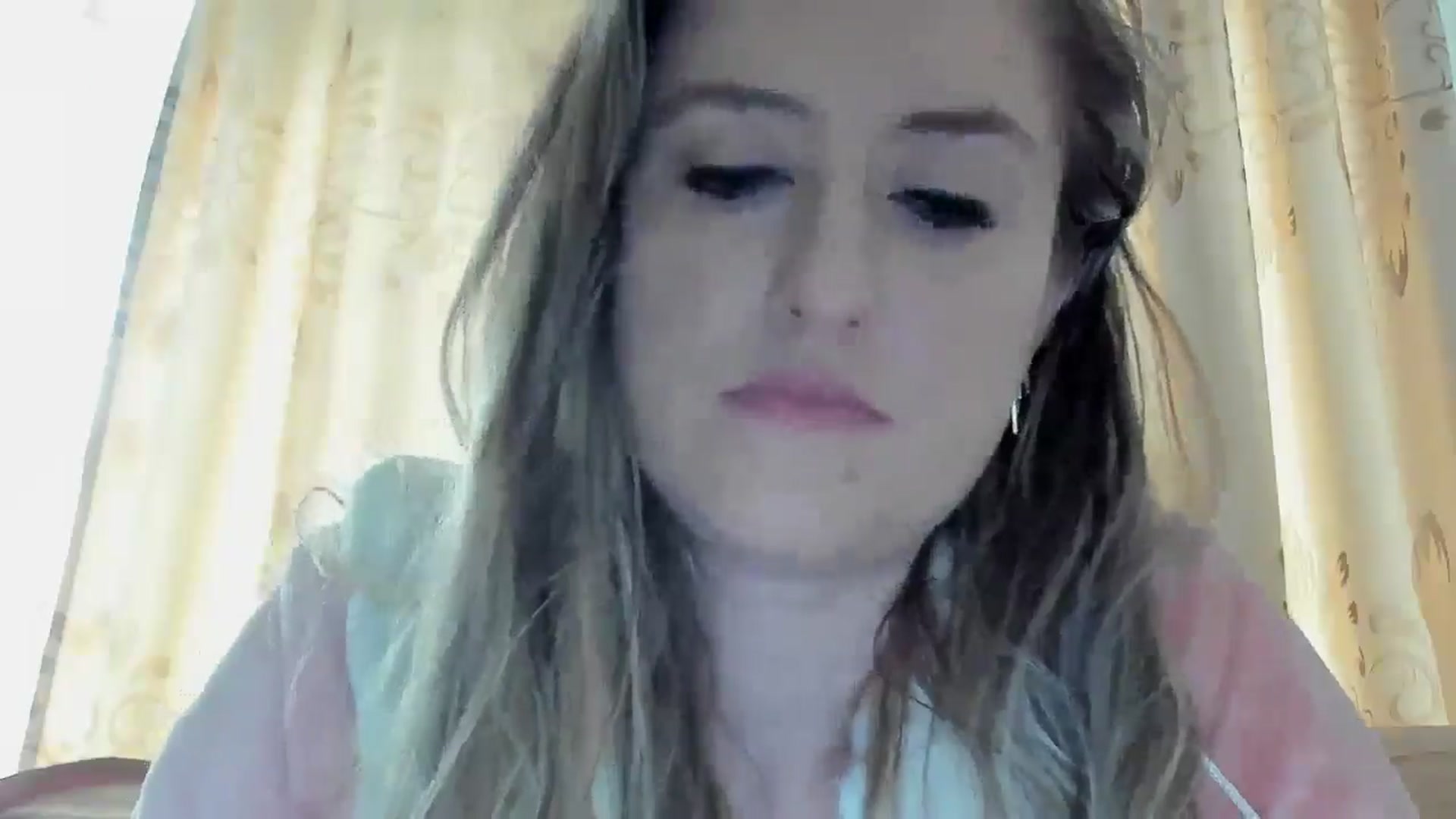 Gallery image thumbnail from BestDream's myfreecams stream on, 05/17/2024, 12:11 image 4 of 20