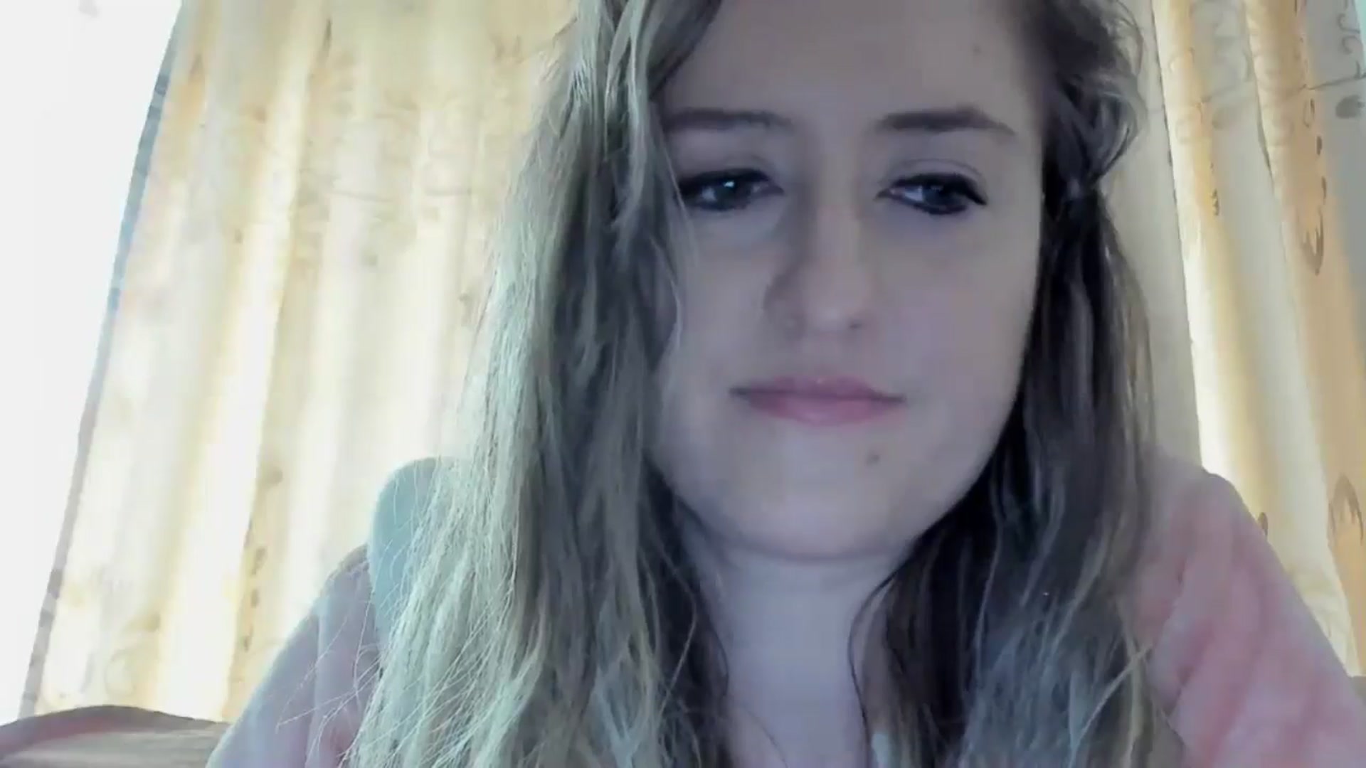 Gallery image thumbnail from BestDream's myfreecams stream on, 05/17/2024, 12:43 image 10 of 20