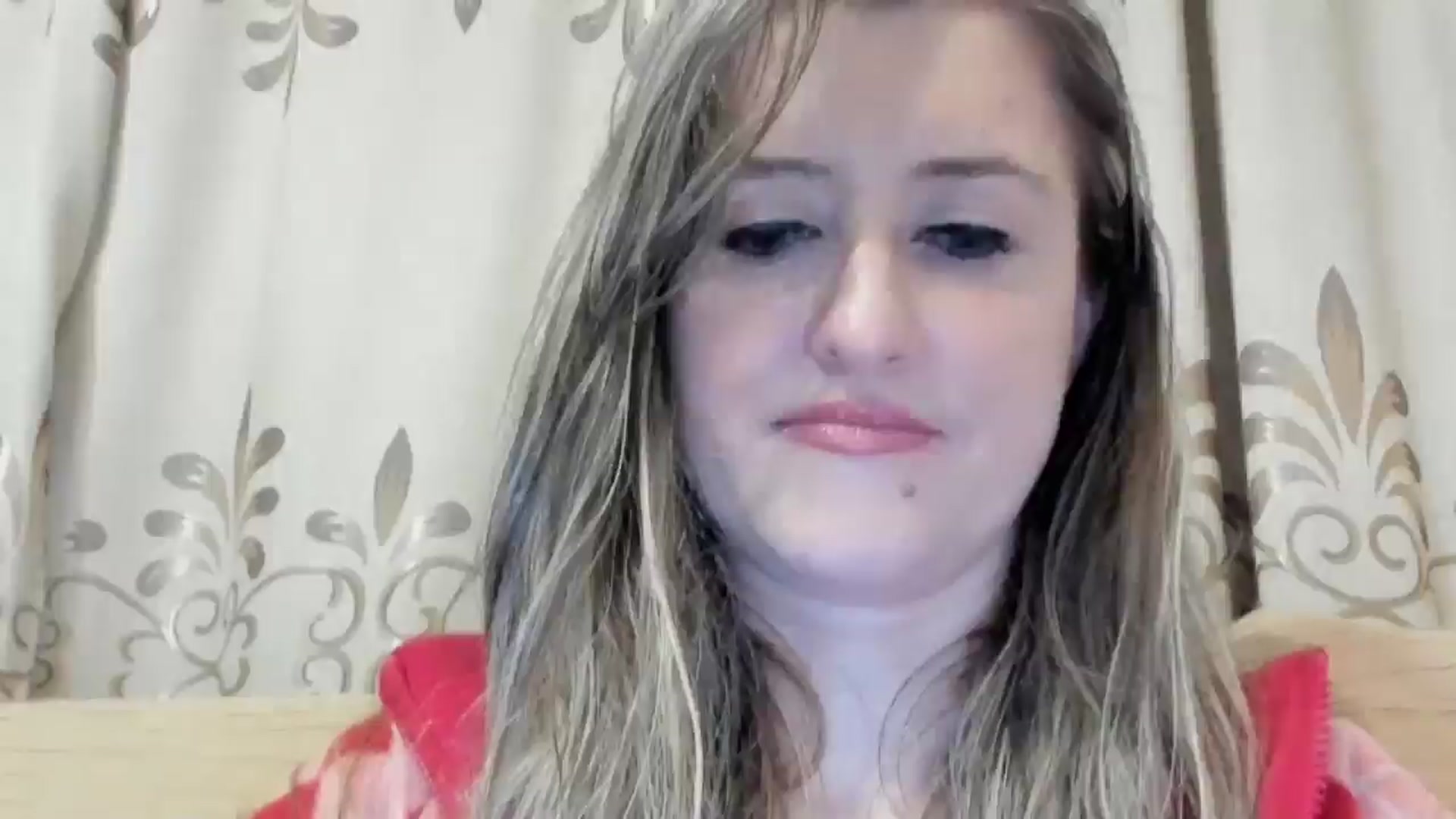 Gallery image thumbnail from BestDream's myfreecams stream on, 05/18/2024, 24:35 image 12 of 20