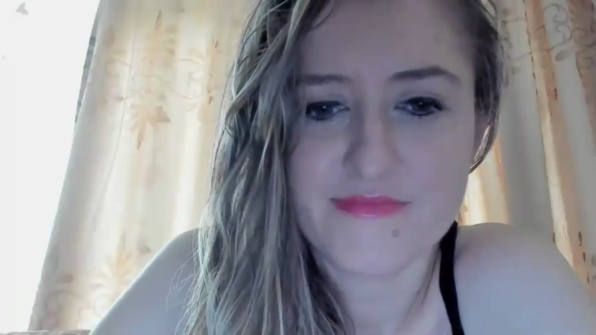 Gallery image thumbnail from BestDream's myfreecams stream on, 05/18/2024, 13:55 image 9 of 20