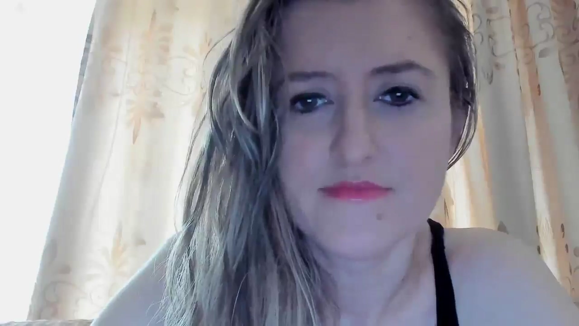 Gallery image thumbnail from BestDream's myfreecams stream on, 05/18/2024, 13:55 image 15 of 20