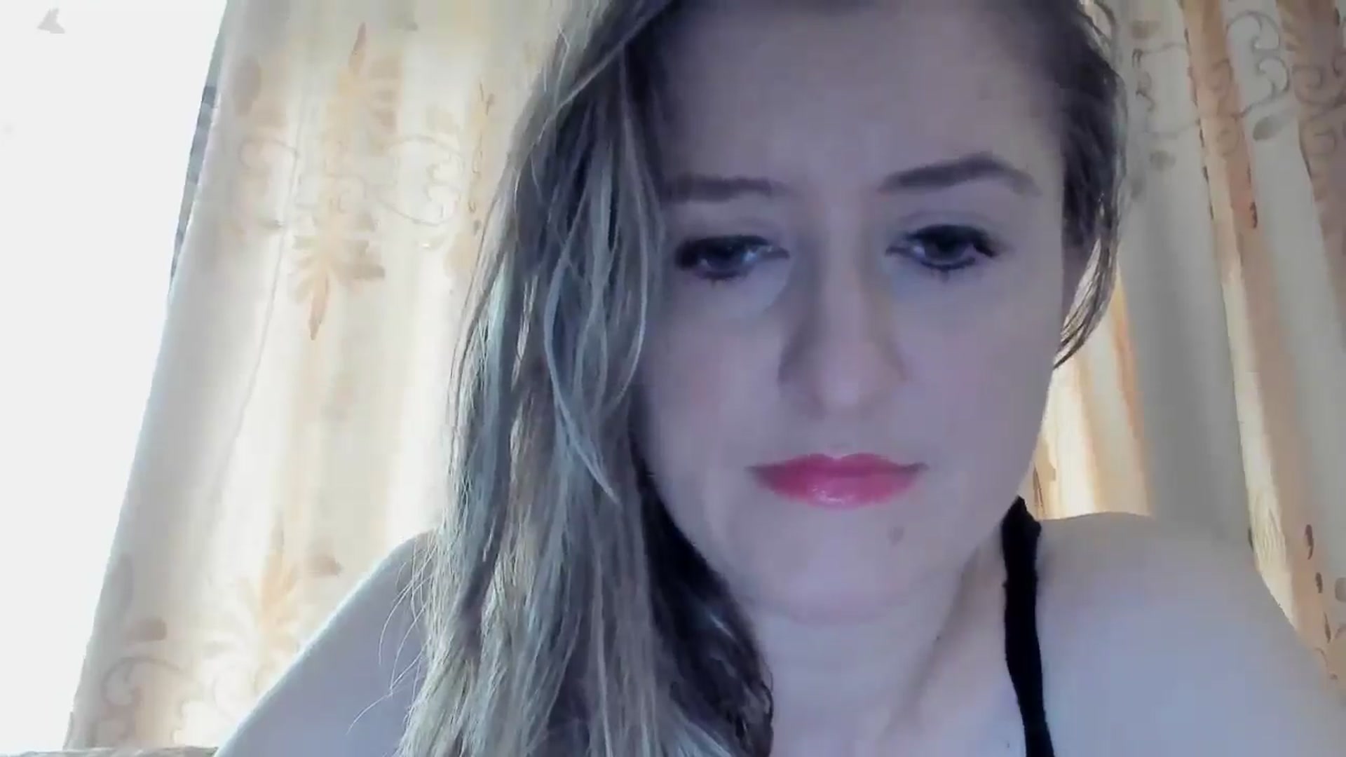 Gallery image thumbnail from BestDream's myfreecams stream on, 05/18/2024, 13:55 image 4 of 20