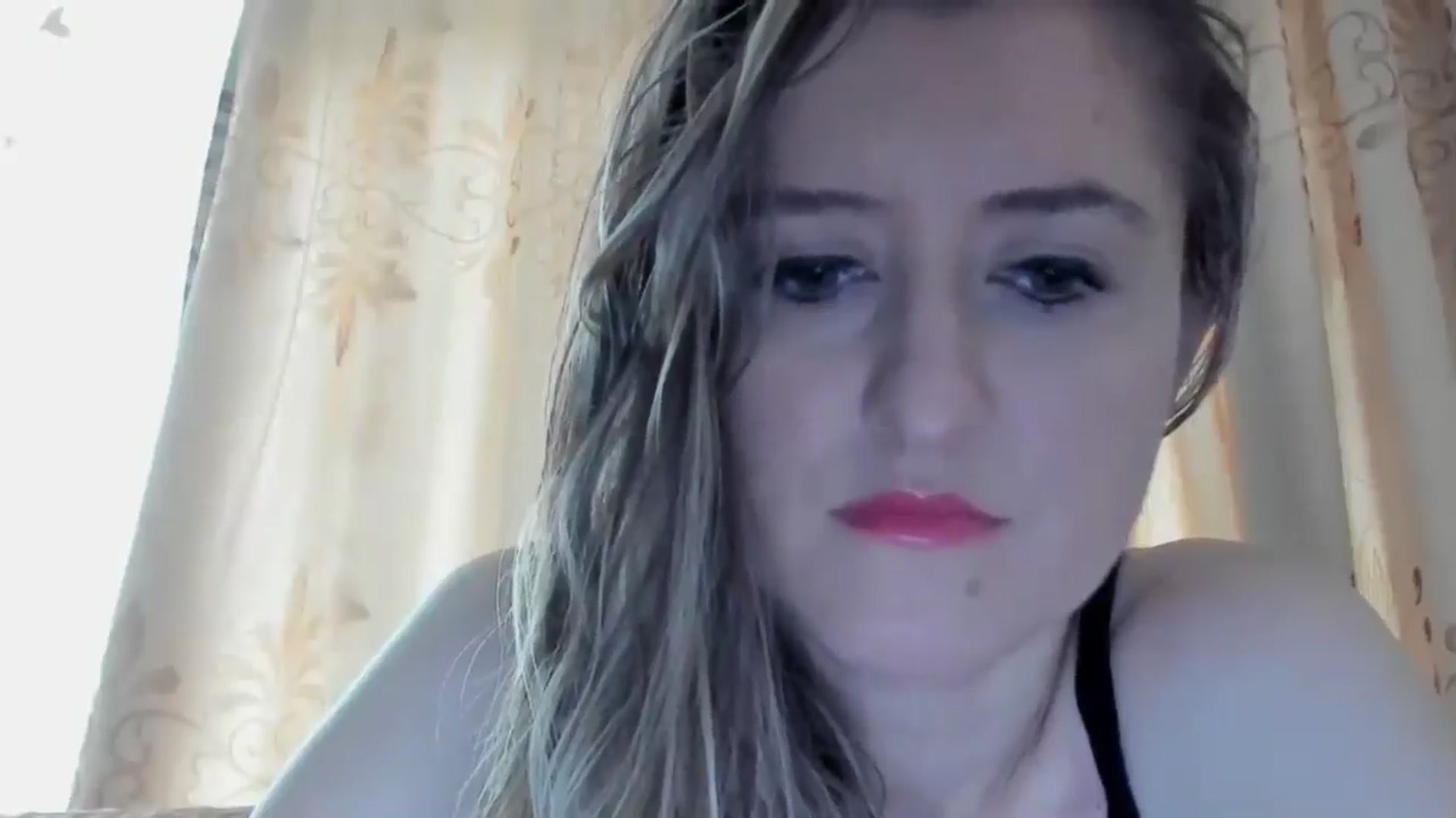 Gallery image thumbnail from BestDream's myfreecams stream on, 05/18/2024, 13:55 image 8 of 20