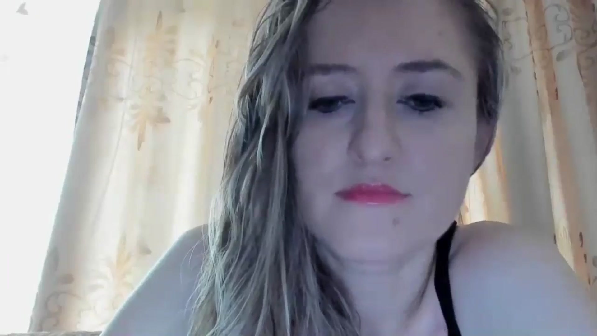 Gallery image thumbnail from BestDream's myfreecams stream on, 05/18/2024, 13:55 image 7 of 20