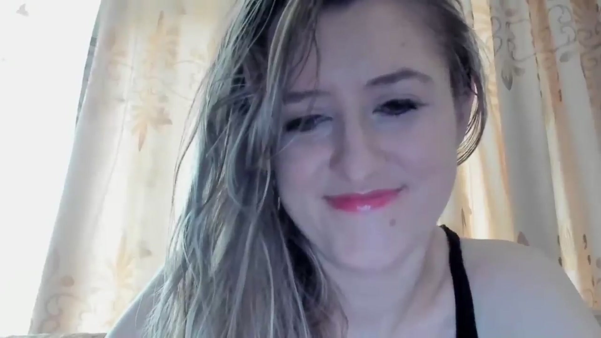 Gallery image thumbnail from BestDream's myfreecams stream on, 05/18/2024, 13:55 image 14 of 20