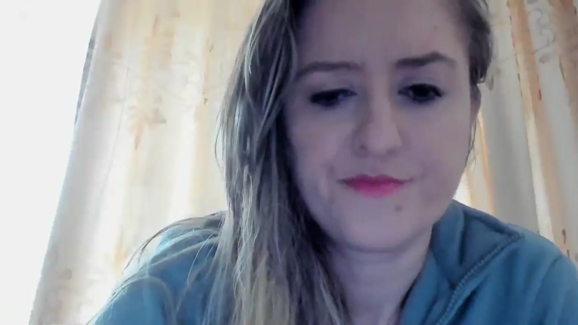 Gallery image thumbnail from BestDream's myfreecams stream on, 05/18/2024, 14:12 image 14 of 20