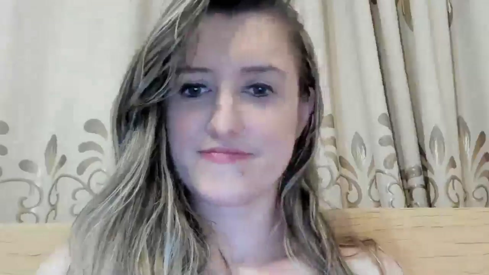 Gallery image thumbnail from BestDream's myfreecams stream on, 05/18/2024, 23:08 image 17 of 20