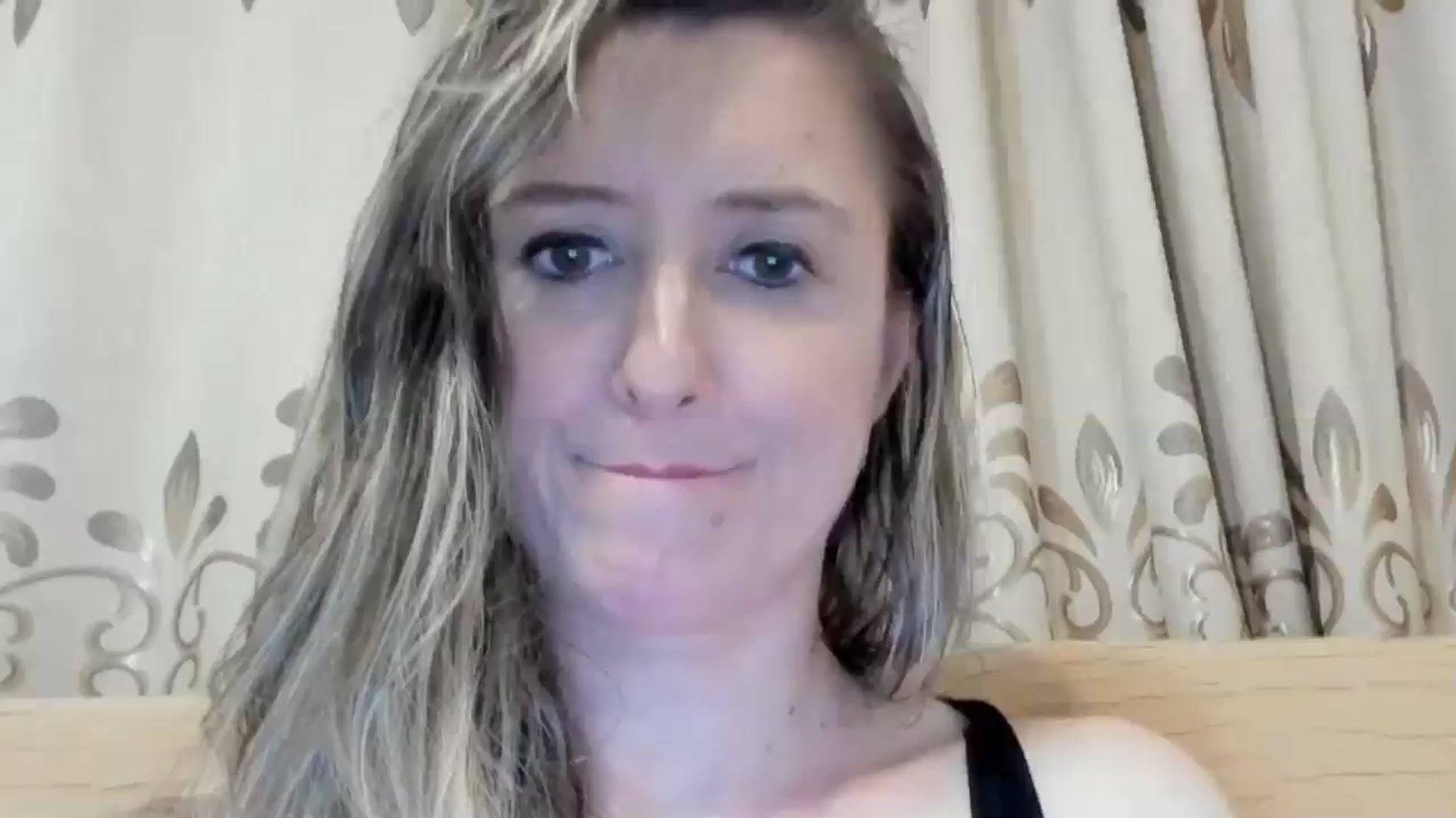 Gallery image thumbnail from BestDream's myfreecams stream on, 05/18/2024, 23:08 image 11 of 20