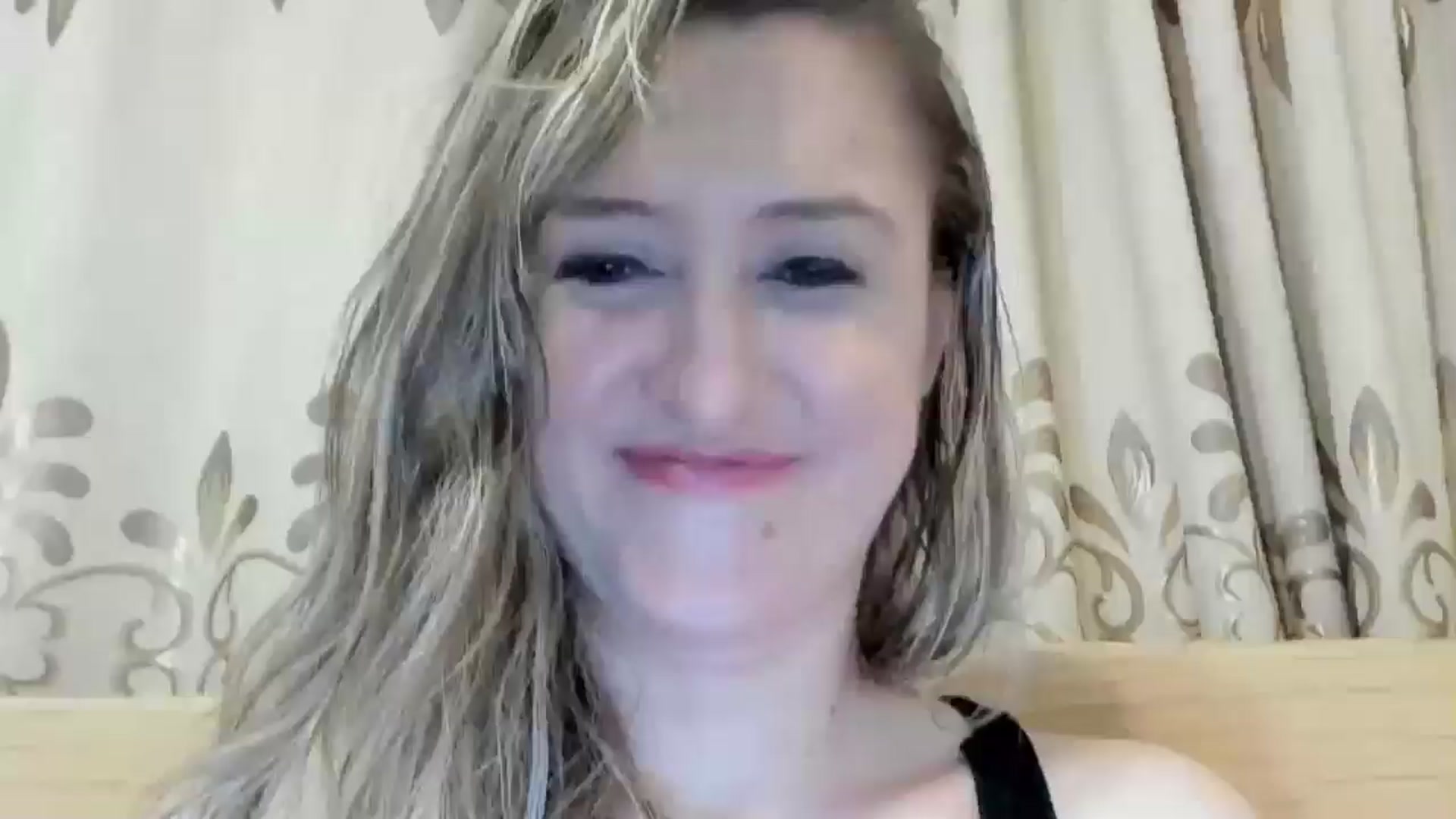 Gallery image thumbnail from BestDream's myfreecams stream on, 05/18/2024, 23:08 image 5 of 20