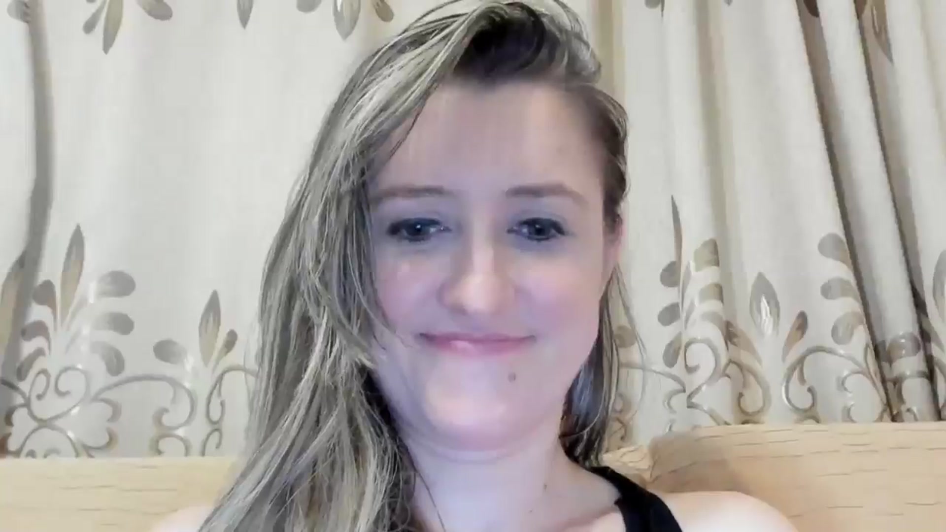 Gallery image thumbnail from BestDream's myfreecams stream on, 05/19/2024, 02:13 image 10 of 20