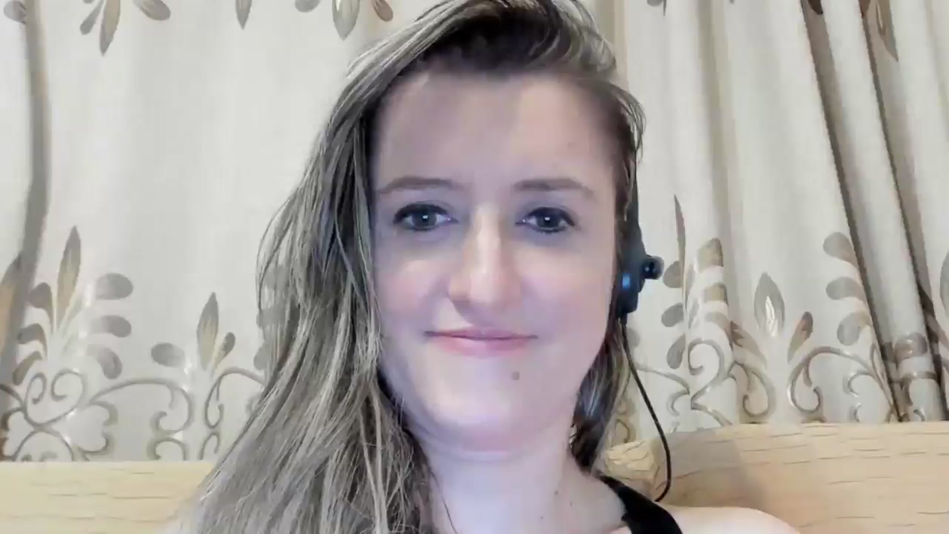 Gallery image thumbnail from BestDream's myfreecams stream on, 05/19/2024, 02:13 image 19 of 20