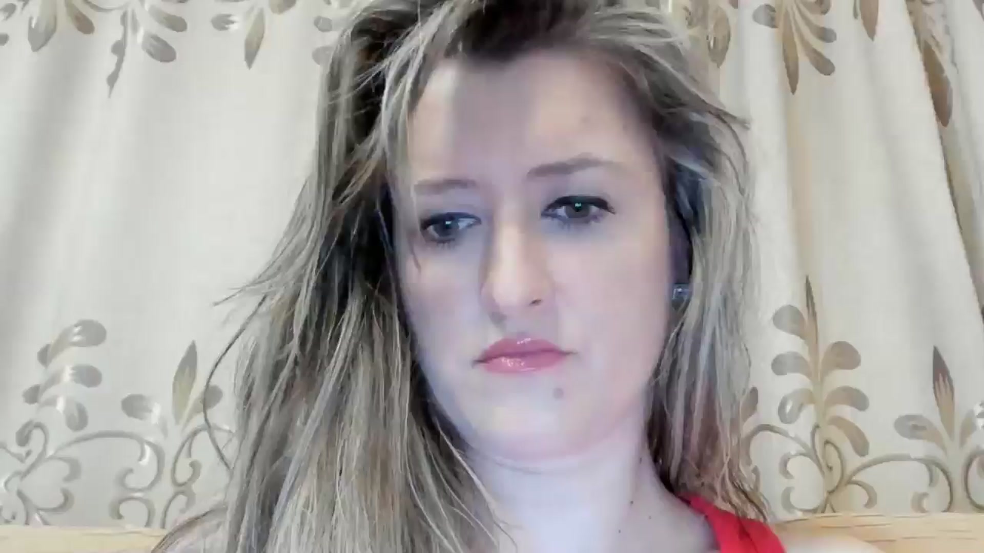 Gallery image thumbnail from BestDream's myfreecams stream on, 05/19/2024, 21:31 image 1 of 20