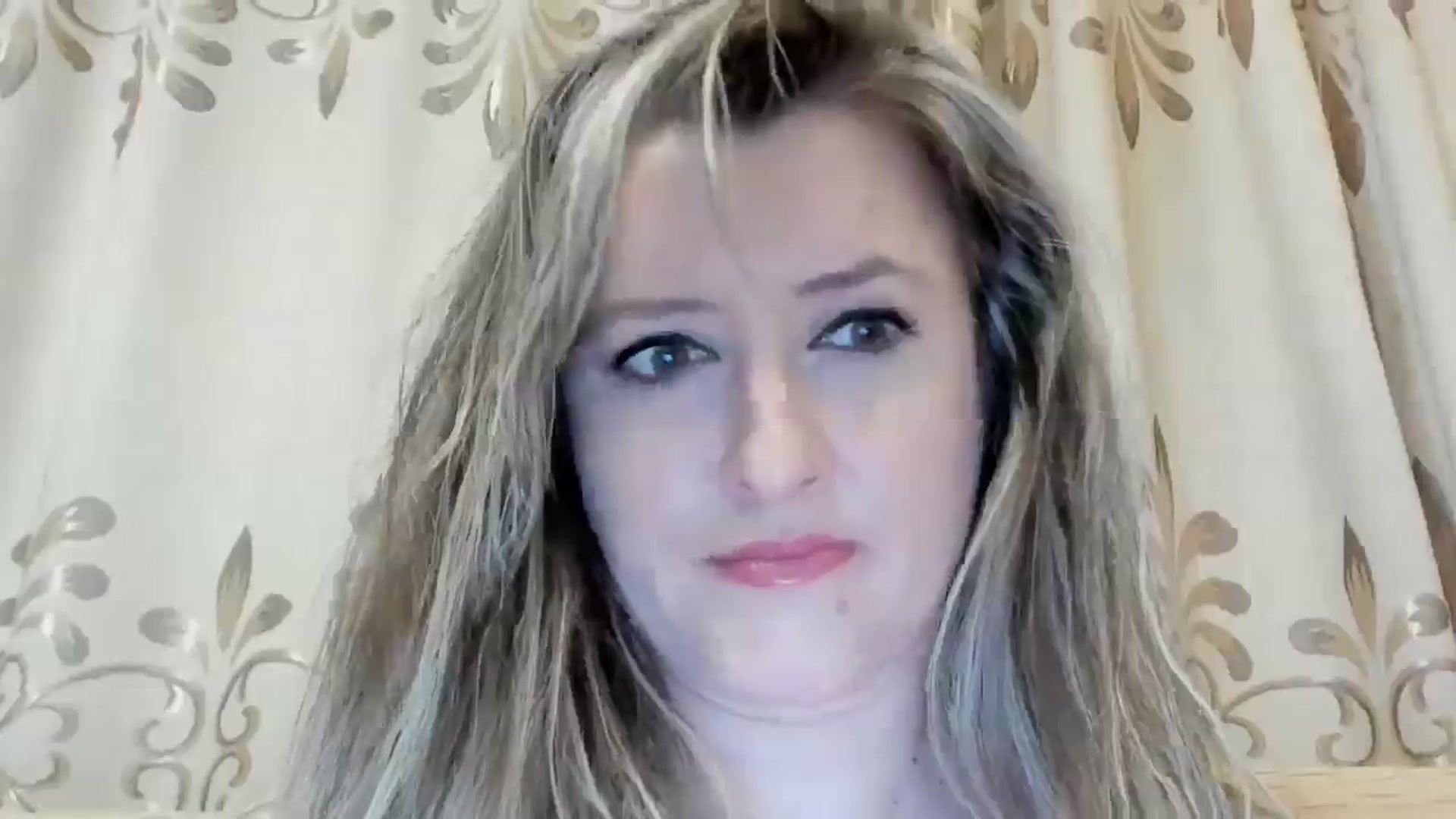 Gallery image thumbnail from BestDream's myfreecams stream on, 05/19/2024, 21:31 image 5 of 20