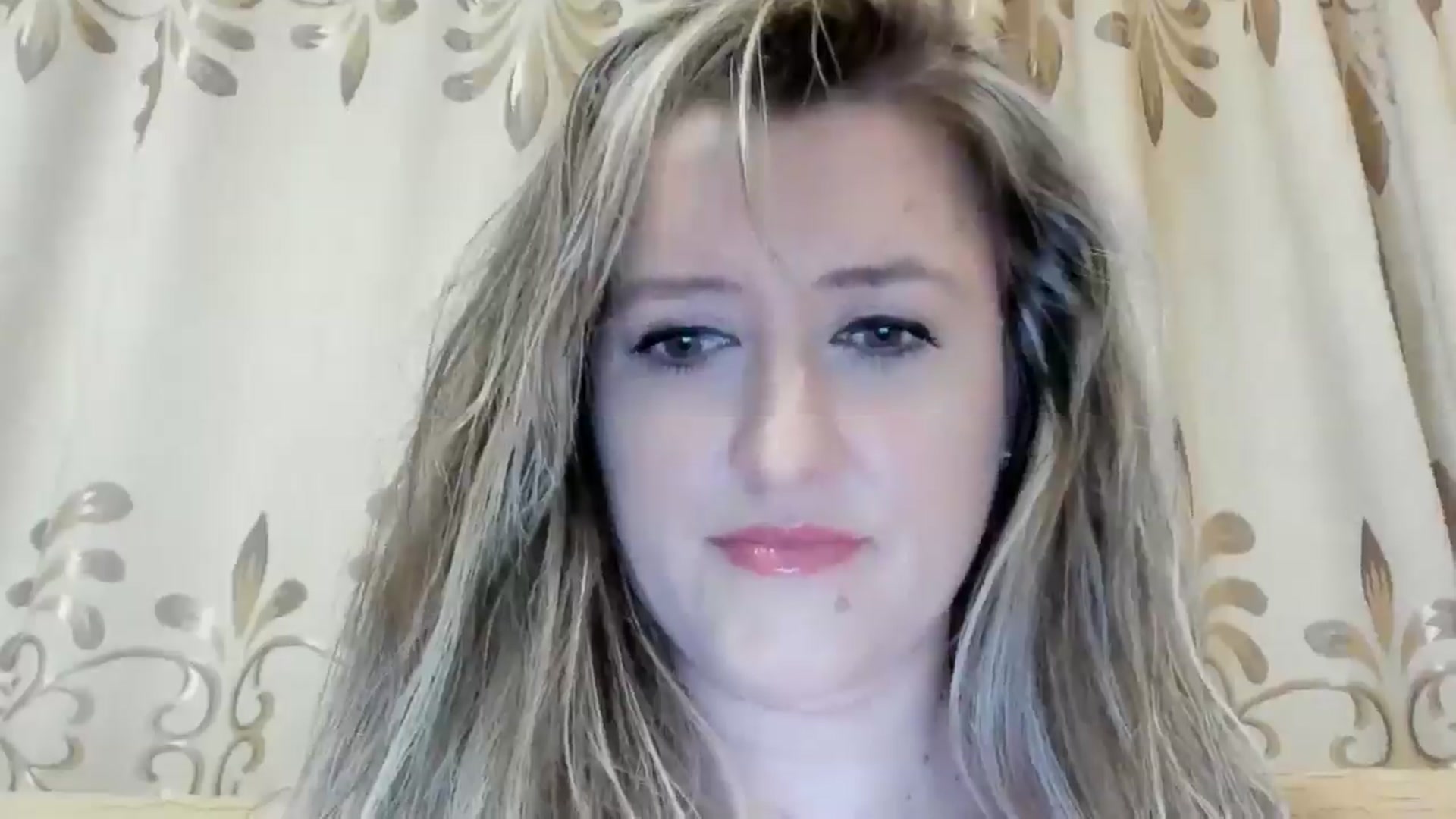 Gallery image thumbnail from BestDream's myfreecams stream on, 05/19/2024, 21:31 image 4 of 20