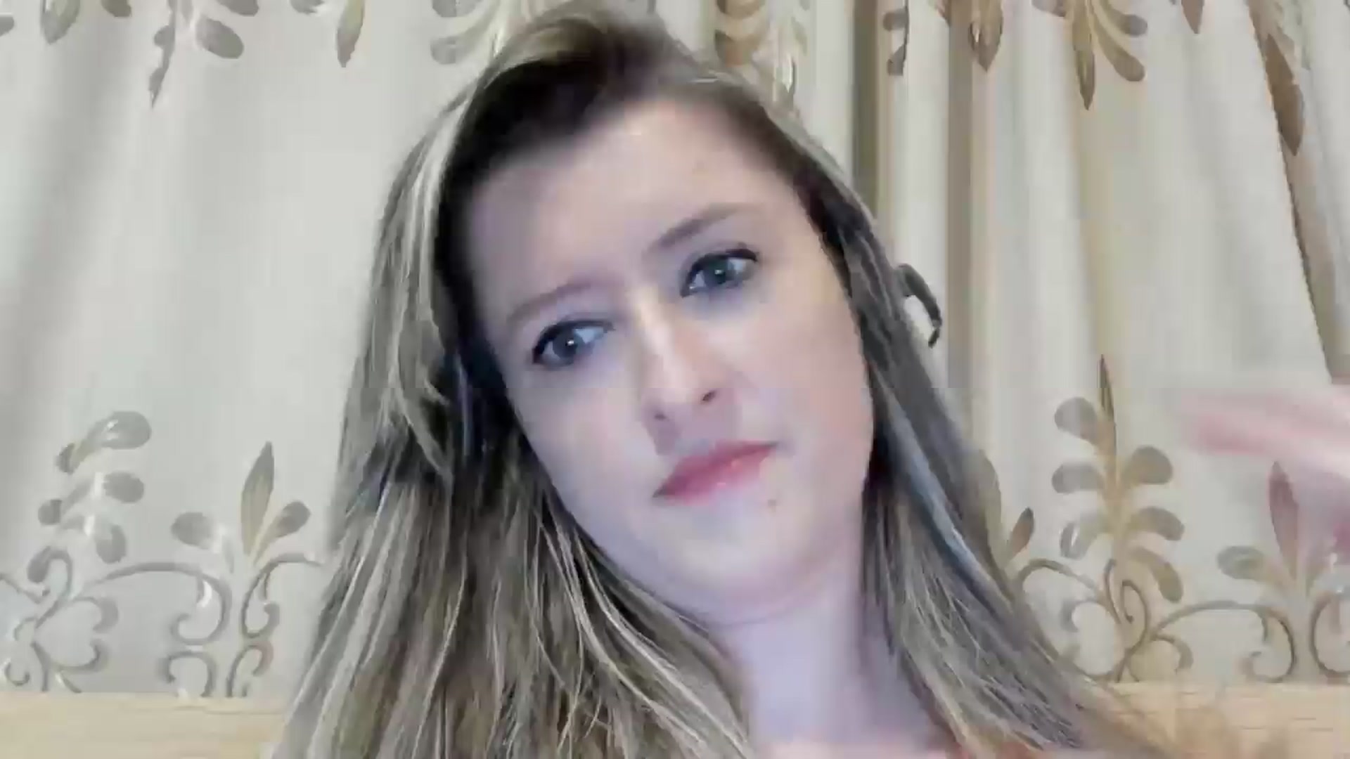 Gallery image thumbnail from BestDream's myfreecams stream on, 05/19/2024, 21:31 image 13 of 20