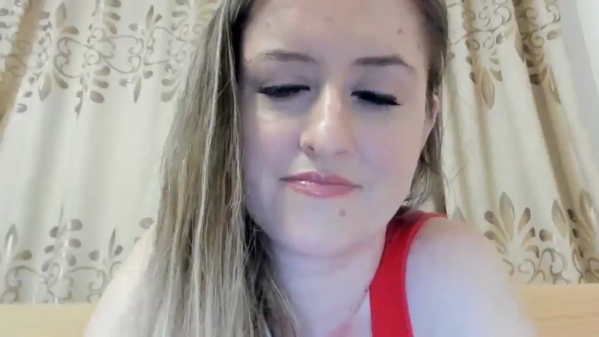 Gallery image thumbnail from BestDream's myfreecams stream on, 05/20/2024, 24:30 image 16 of 20