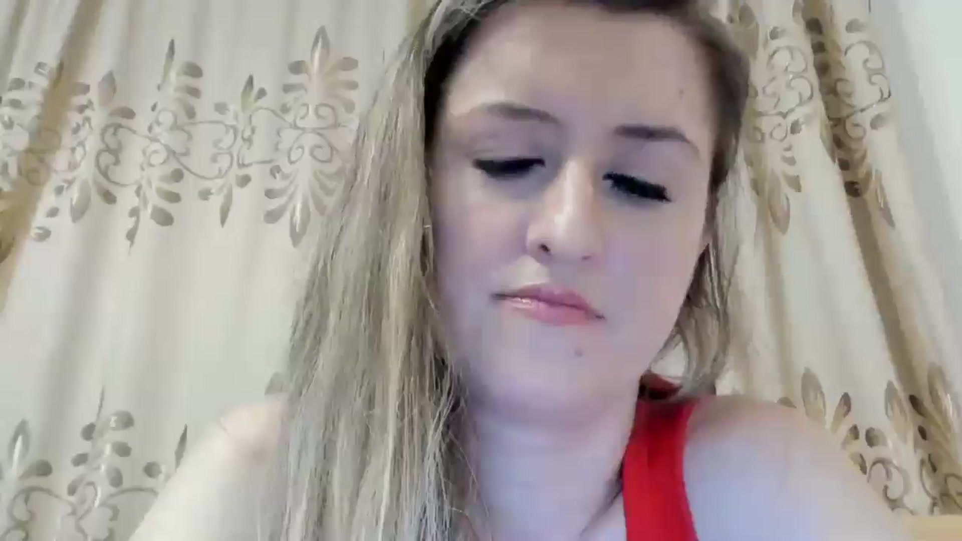 Gallery image thumbnail from BestDream's myfreecams stream on, 05/20/2024, 24:52 image 18 of 20