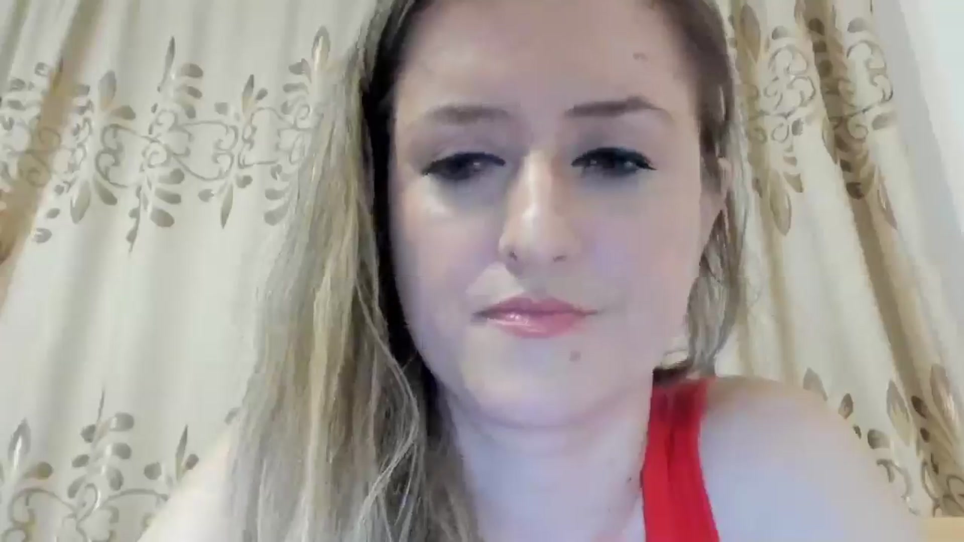 Gallery image thumbnail from BestDream's myfreecams stream on, 05/20/2024, 24:52 image 4 of 20