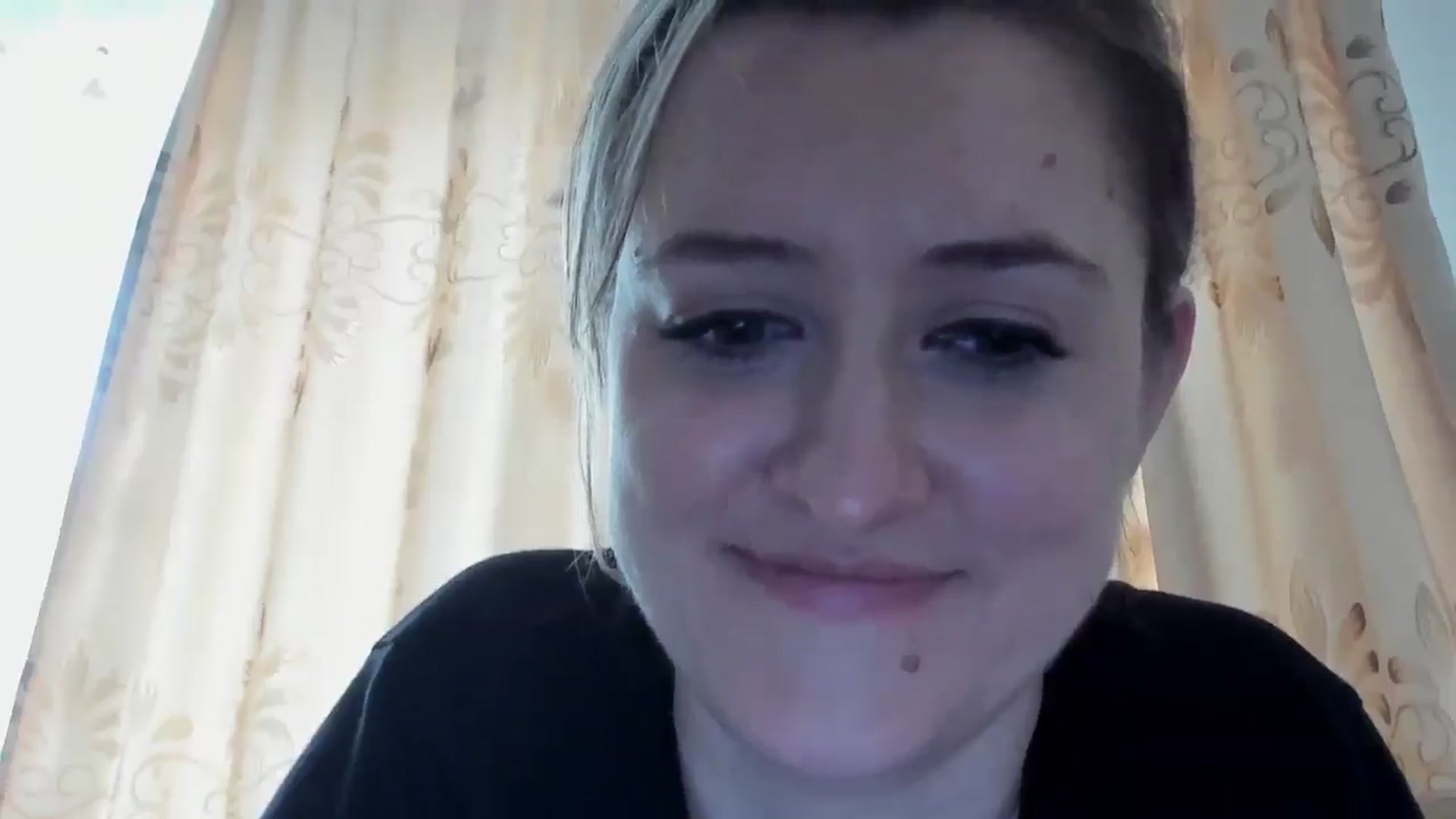 Gallery image thumbnail from BestDream's myfreecams stream on, 05/20/2024, 07:52 image 15 of 20