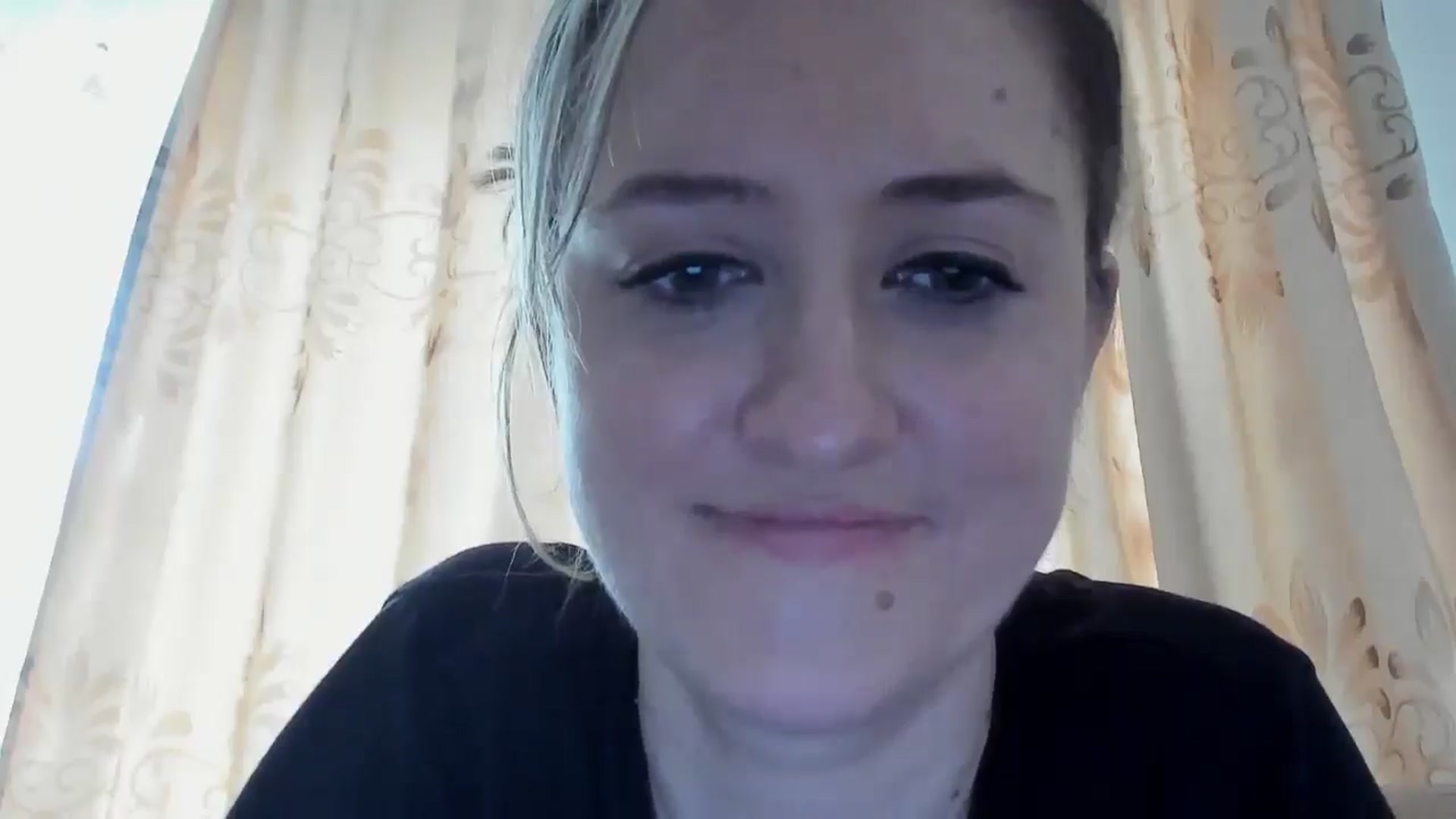Gallery image thumbnail from BestDream's myfreecams stream on, 05/20/2024, 07:52 image 17 of 20
