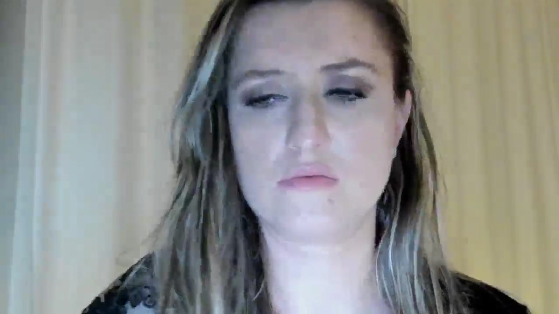 Gallery image thumbnail from BestDream's myfreecams stream on, 05/21/2024, 20:28 image 19 of 20