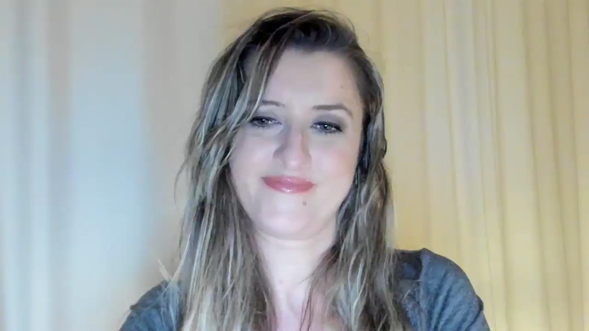 Gallery image thumbnail from BestDream's myfreecams stream on, 05/22/2024, 23:36 image 12 of 20