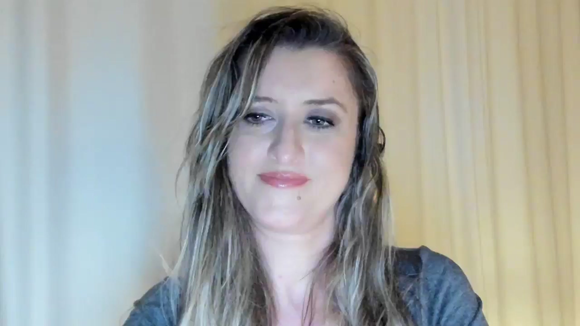Gallery image thumbnail from BestDream's myfreecams stream on, 05/22/2024, 23:36 image 16 of 20