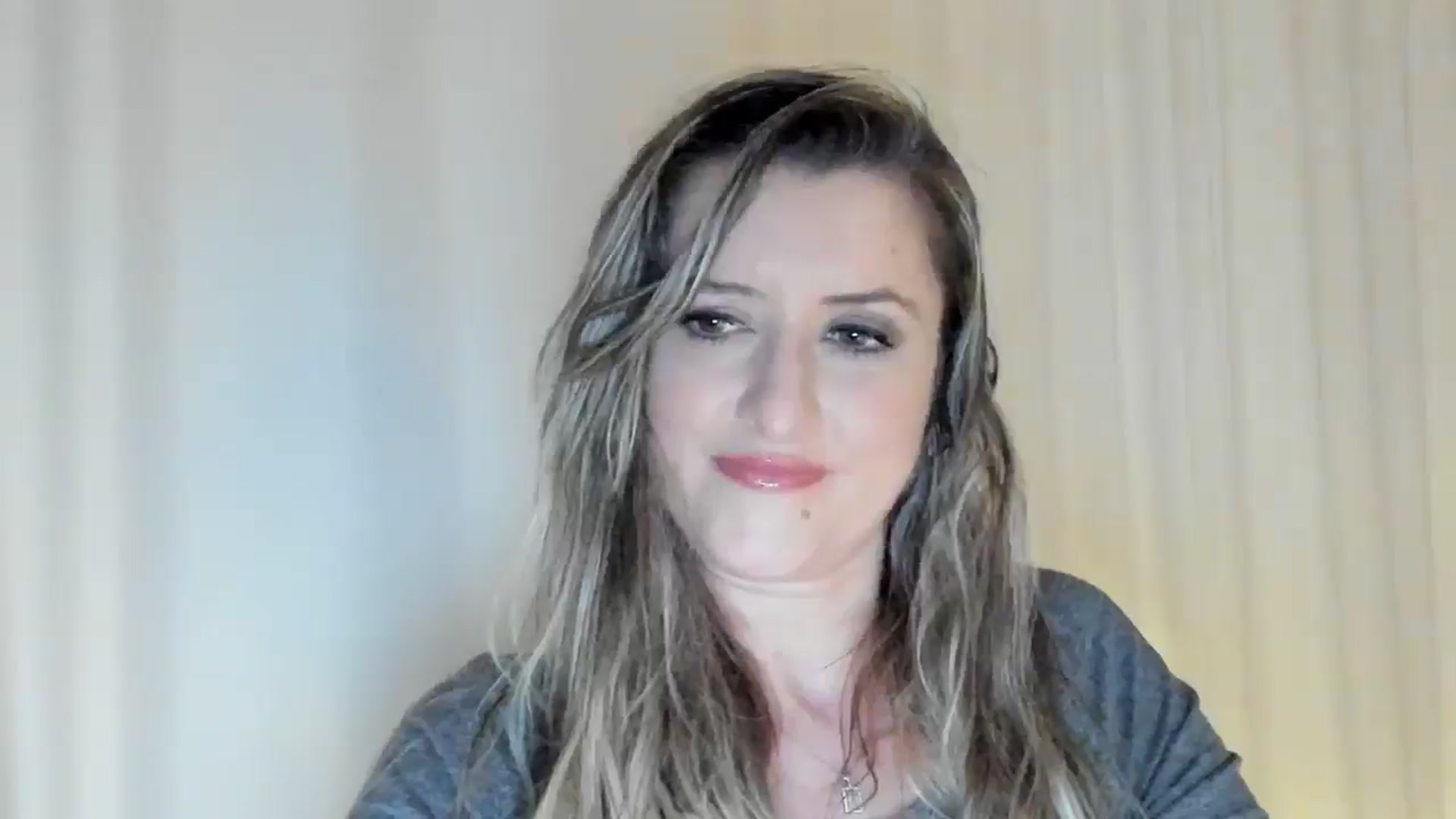 Gallery image thumbnail from BestDream's myfreecams stream on, 05/22/2024, 23:36 image 2 of 20