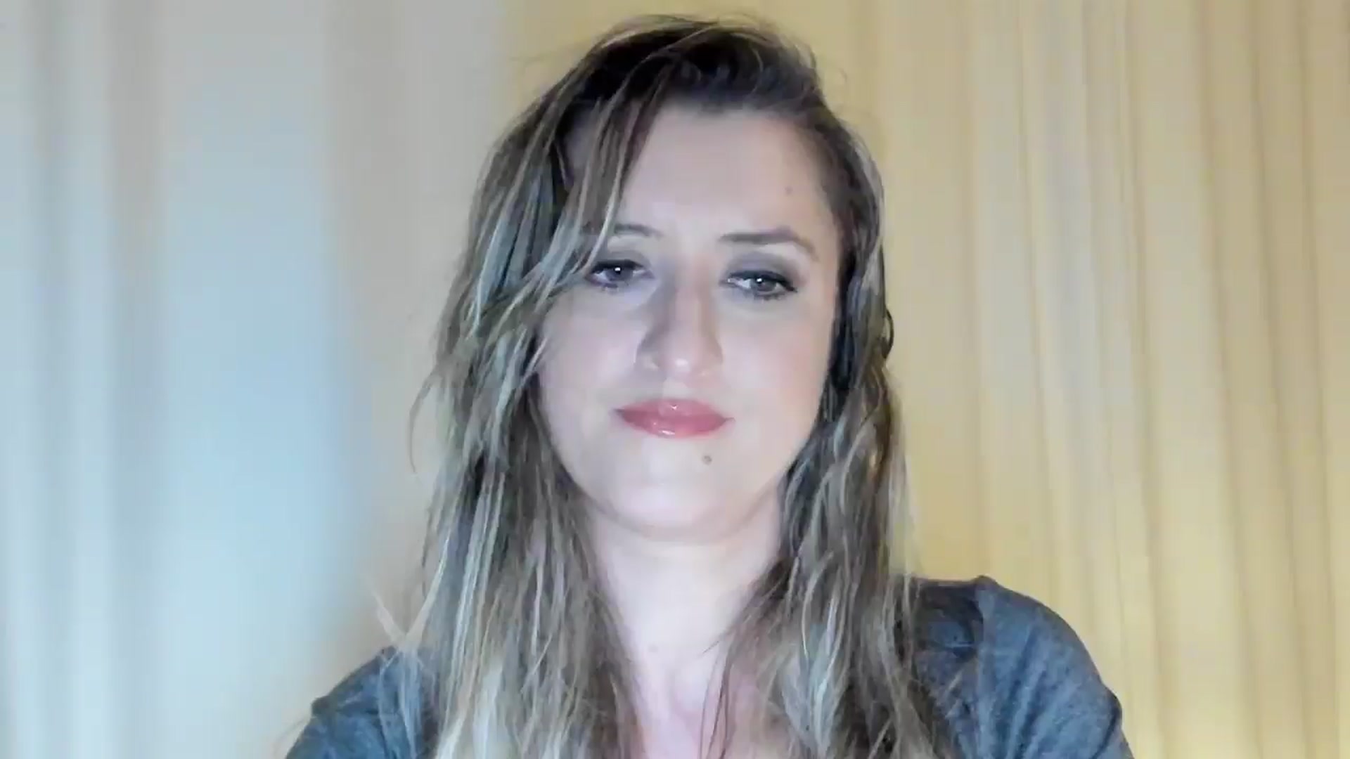 Gallery image thumbnail from BestDream's myfreecams stream on, 05/22/2024, 23:36 image 19 of 20