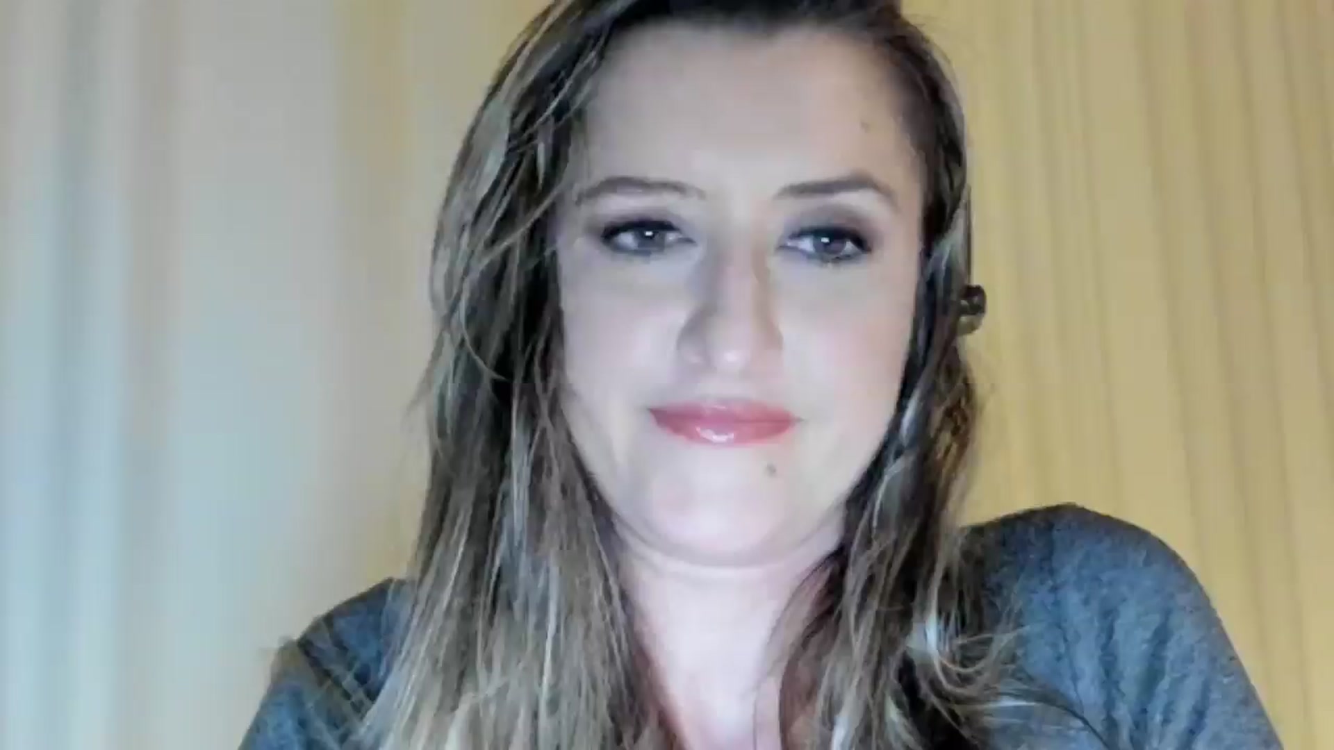 Gallery image thumbnail from BestDream's myfreecams stream on, 05/23/2024, 24:15 image 8 of 20