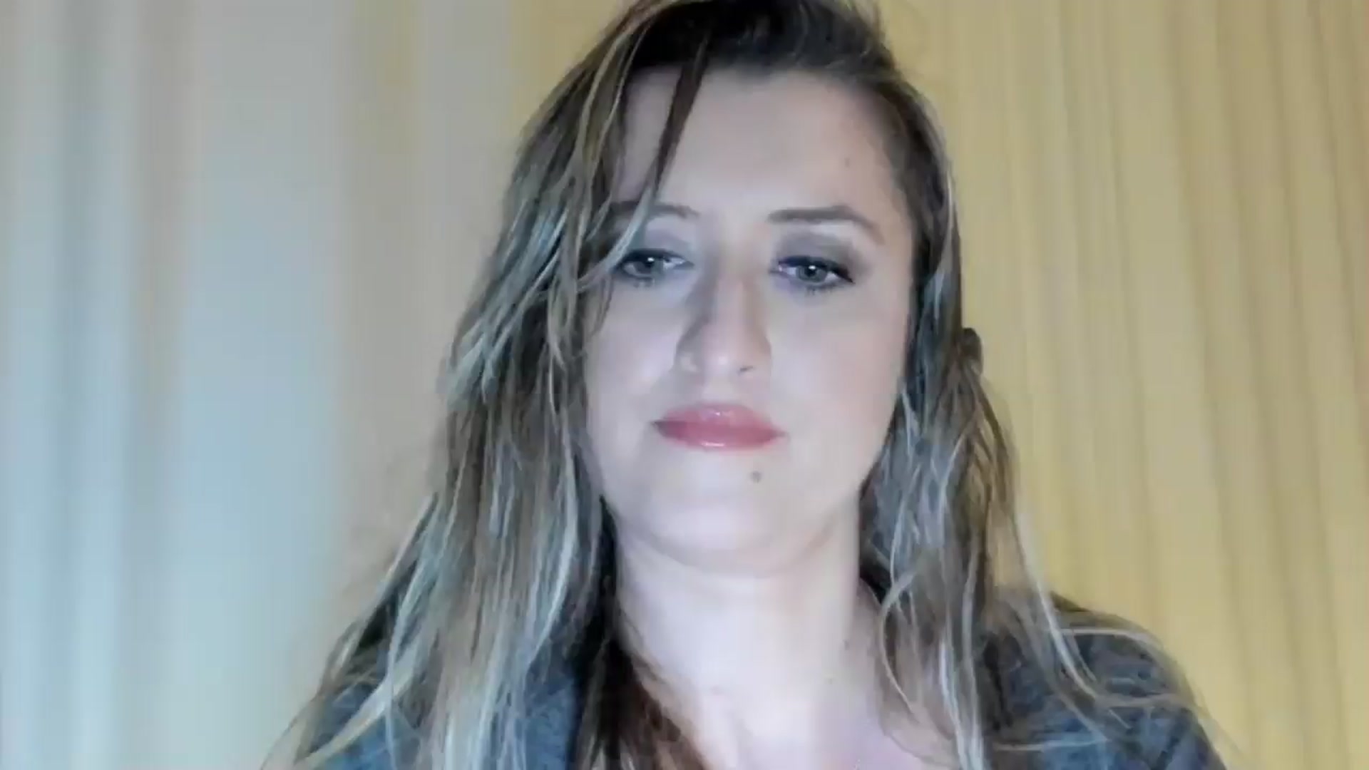 Gallery image thumbnail from BestDream's myfreecams stream on, 05/23/2024, 24:15 image 14 of 20