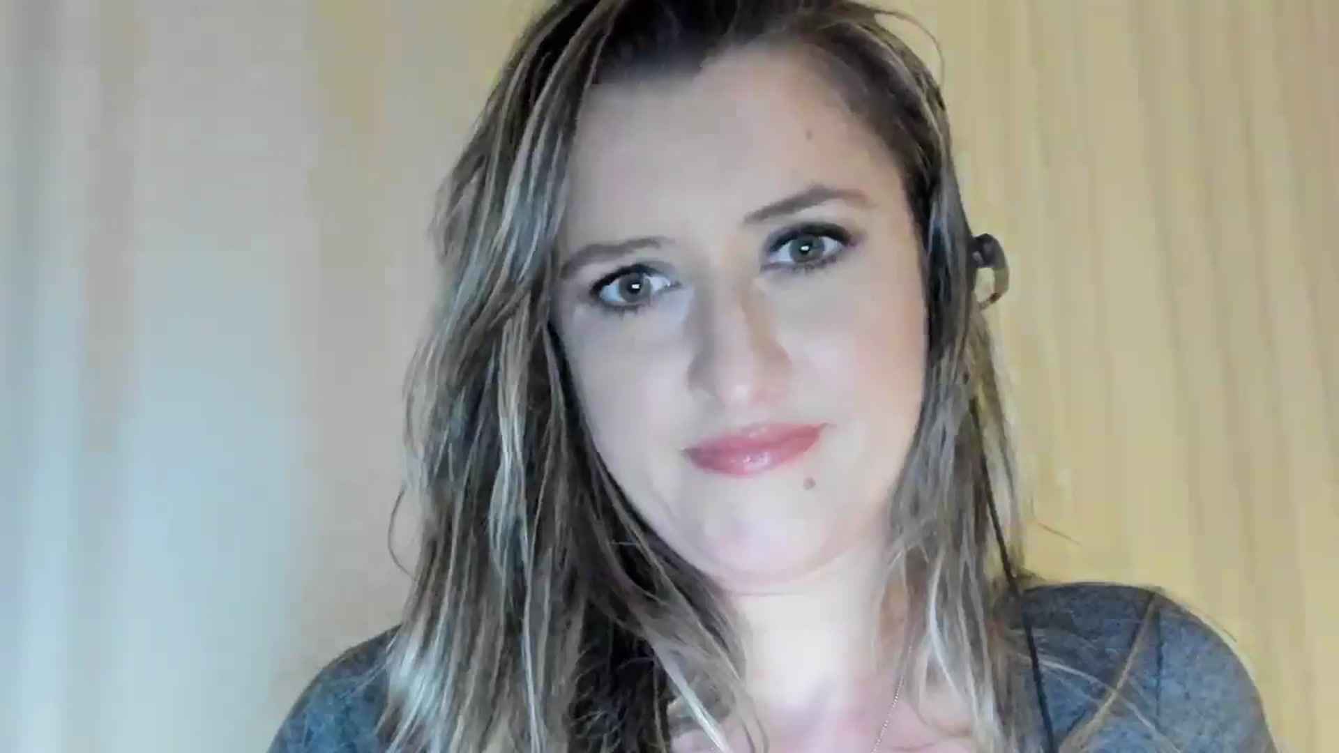 Gallery image thumbnail from BestDream's myfreecams stream on, 05/23/2024, 24:45 image 12 of 20