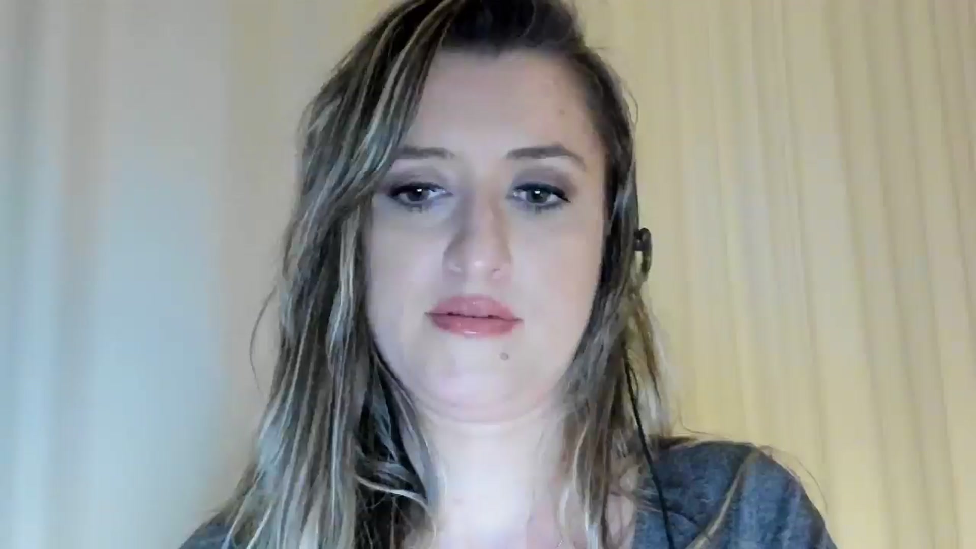 Gallery image thumbnail from BestDream's myfreecams stream on, 05/23/2024, 24:45 image 19 of 20