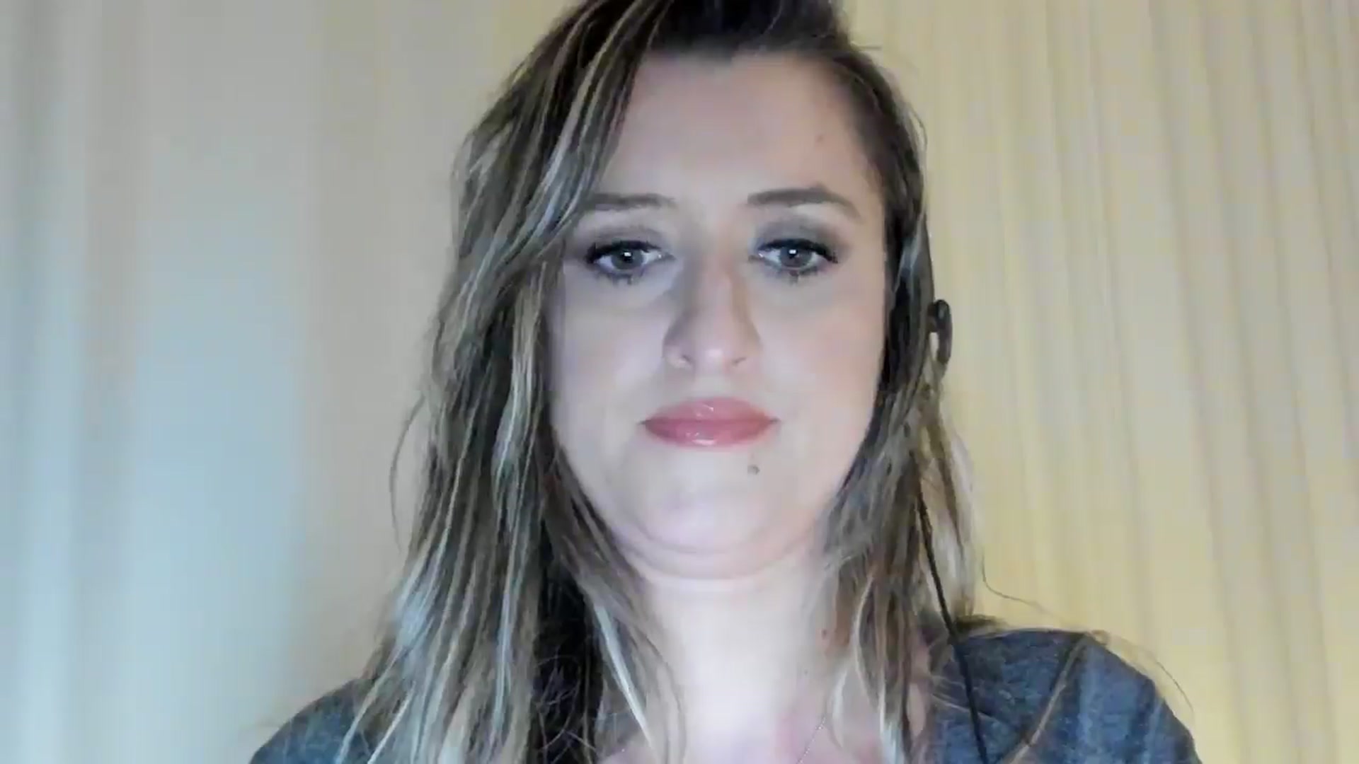 Gallery image thumbnail from BestDream's myfreecams stream on, 05/23/2024, 24:45 image 13 of 20