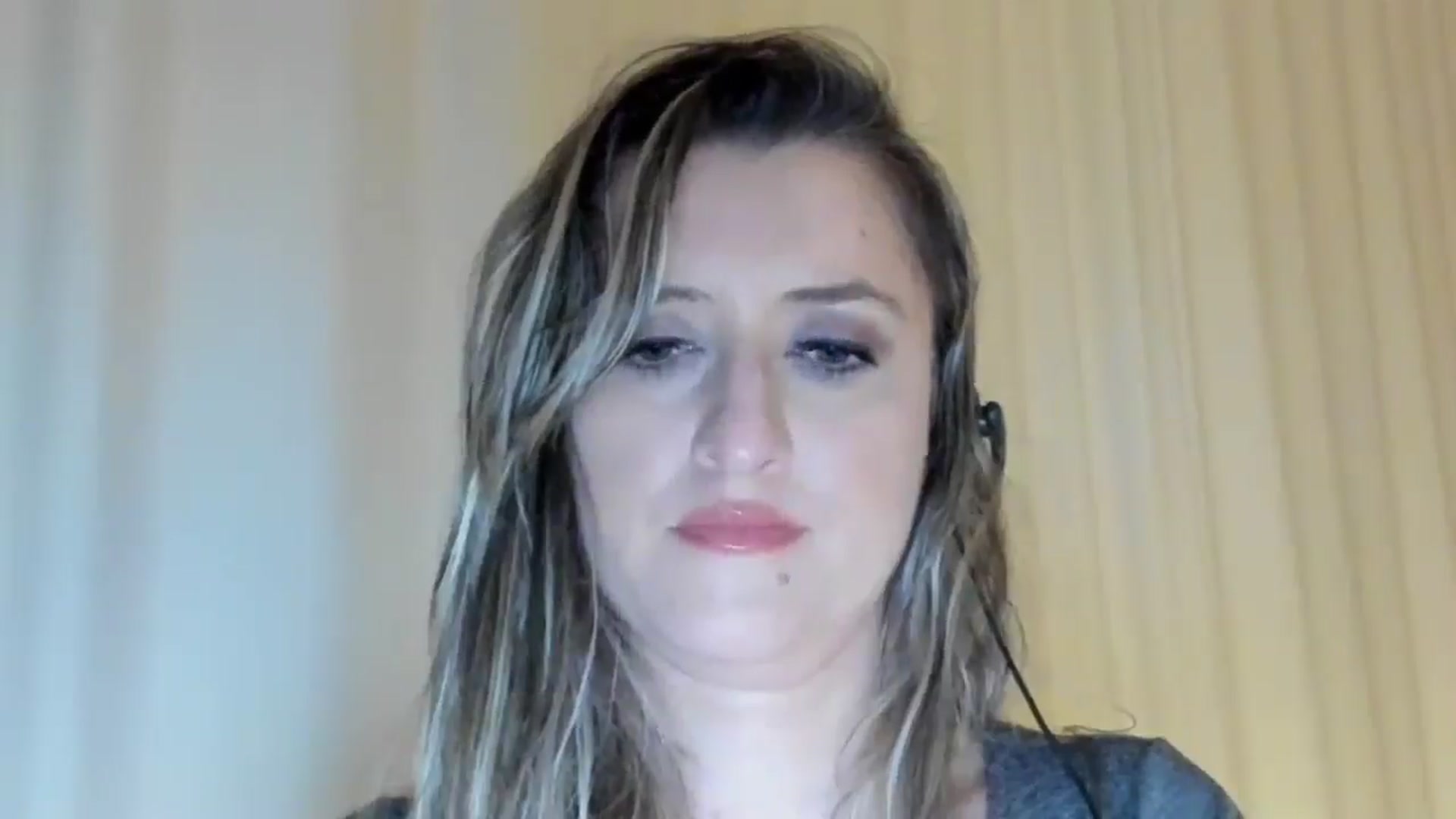 Gallery image thumbnail from BestDream's myfreecams stream on, 05/23/2024, 01:31 image 14 of 20