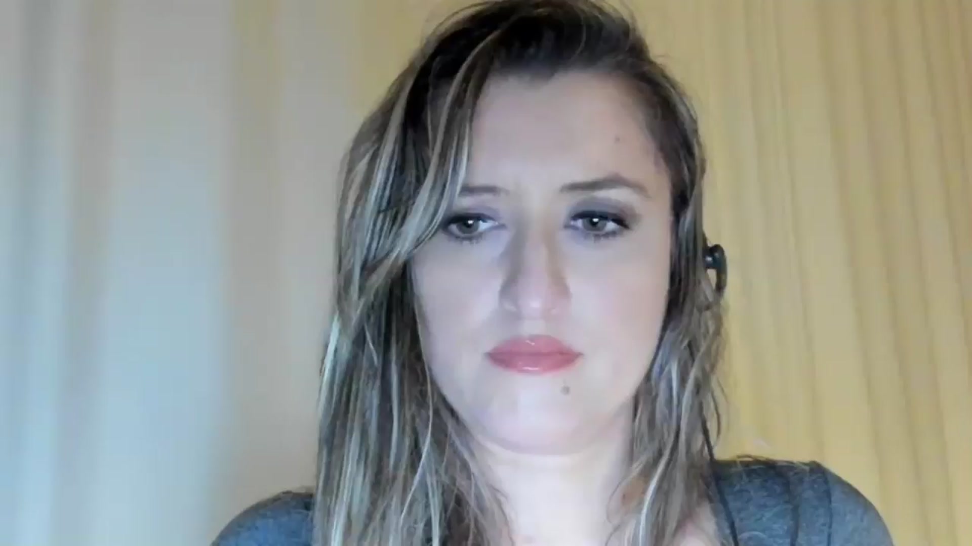 Gallery image thumbnail from BestDream's myfreecams stream on, 05/23/2024, 01:31 image 11 of 20