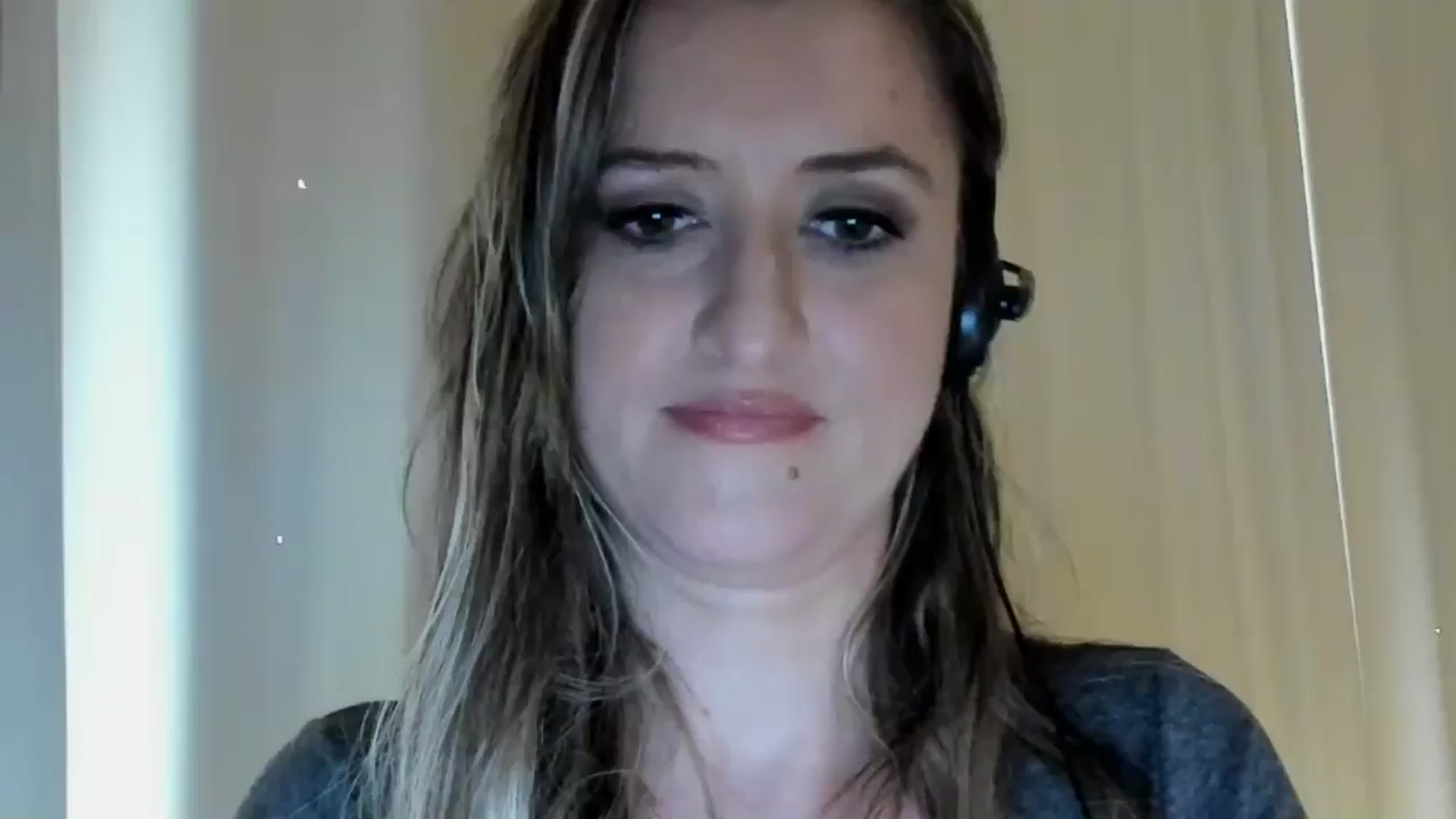Gallery image thumbnail from BestDream's myfreecams stream on, 05/23/2024, 06:18 image 7 of 20