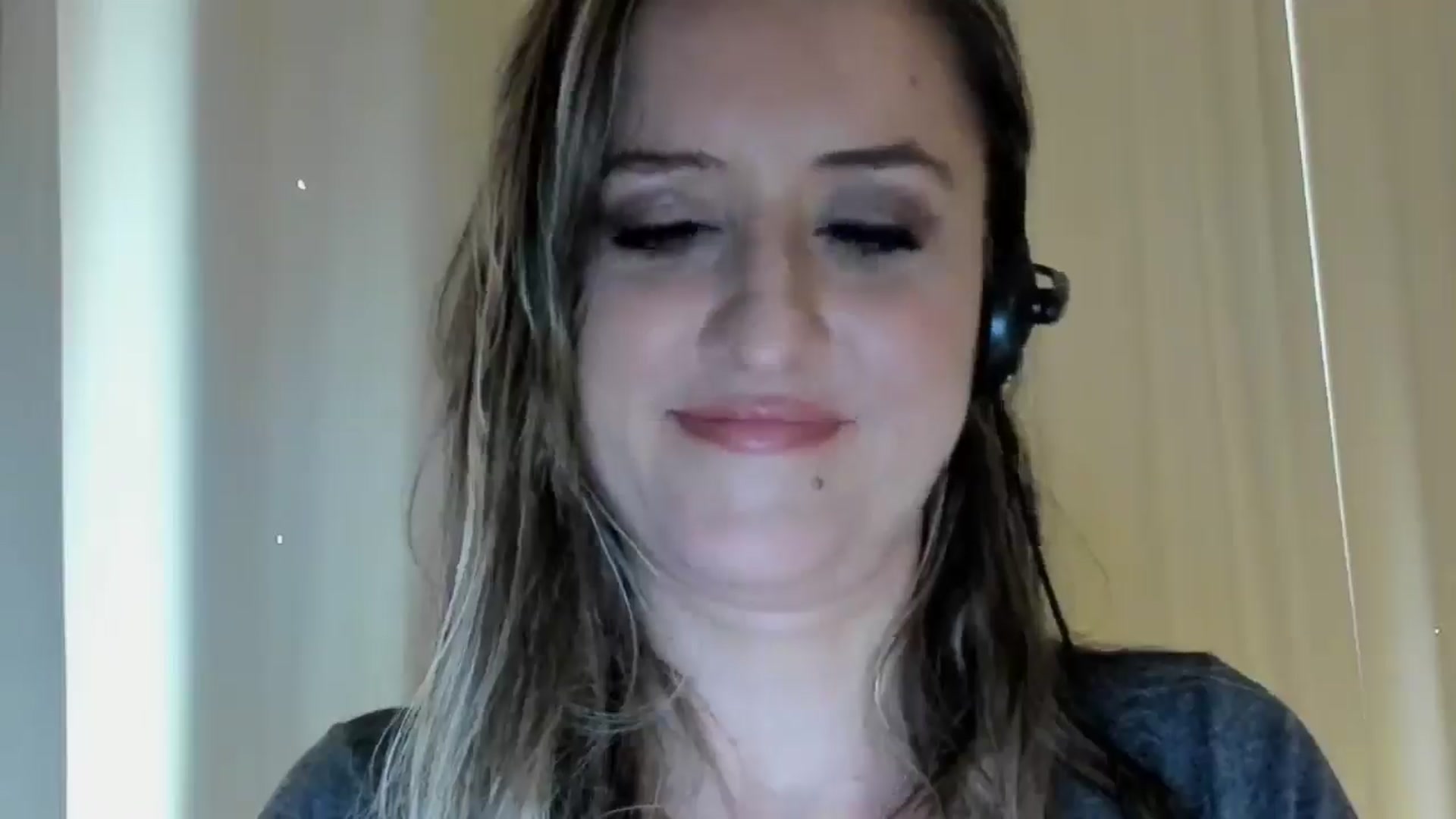 Gallery image thumbnail from BestDream's myfreecams stream on, 05/23/2024, 06:18 image 8 of 20
