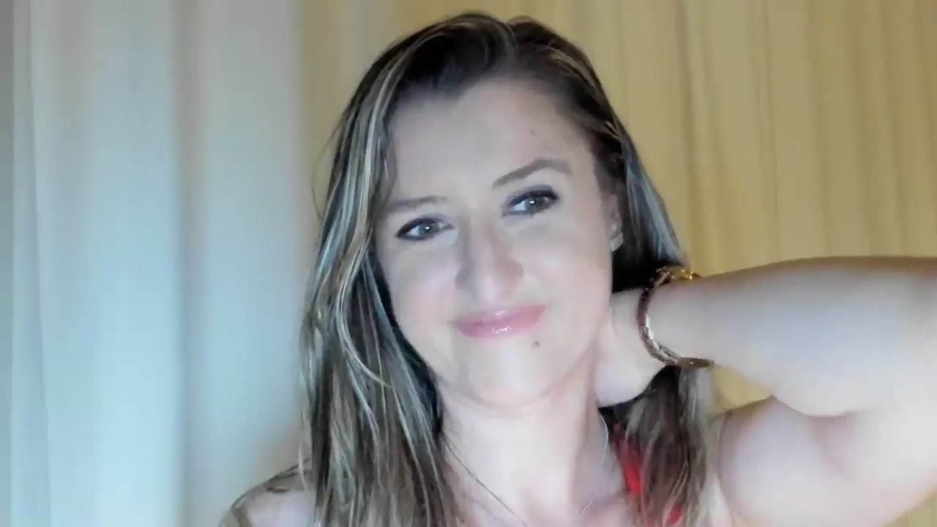Gallery image thumbnail from BestDream's myfreecams stream on, 05/23/2024, 21:40 image 10 of 20