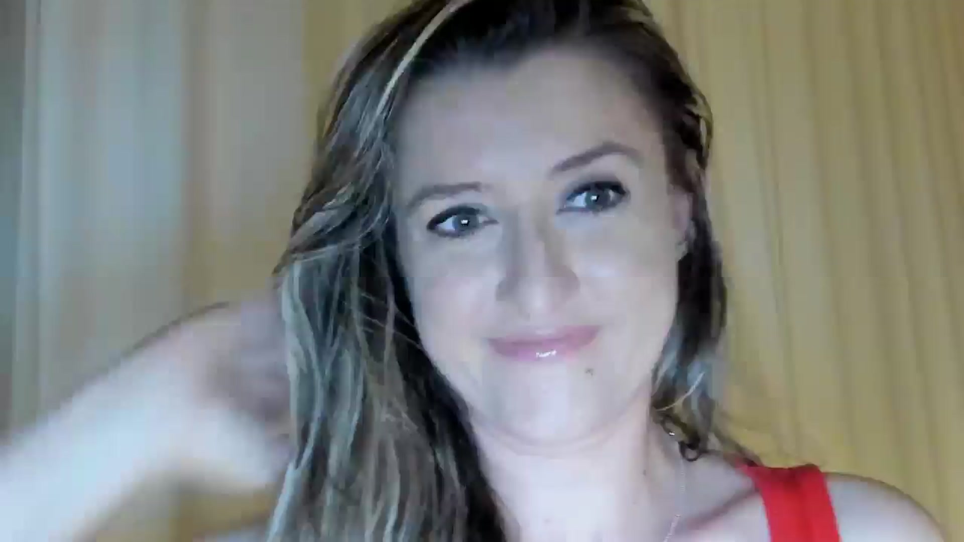 Gallery image thumbnail from BestDream's myfreecams stream on, 05/23/2024, 21:40 image 1 of 20