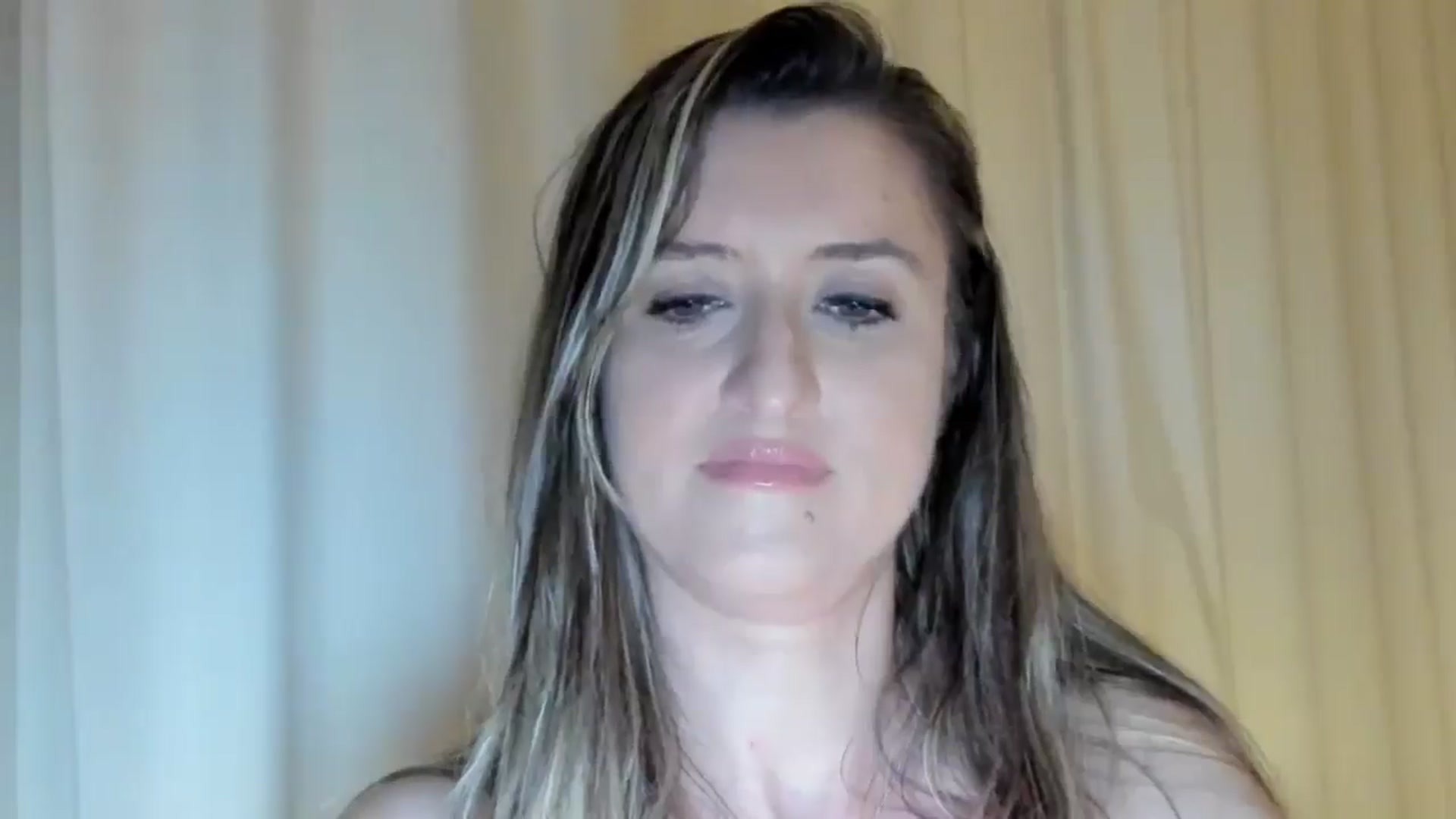 Gallery image thumbnail from BestDream's myfreecams stream on, 05/23/2024, 21:40 image 11 of 20