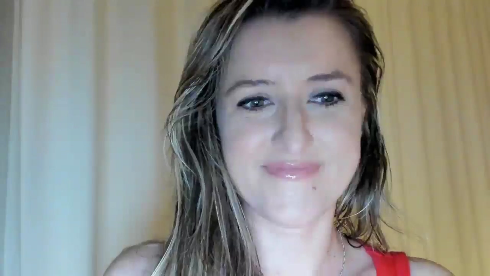 Gallery image thumbnail from BestDream's myfreecams stream on, 05/23/2024, 21:40 image 3 of 20