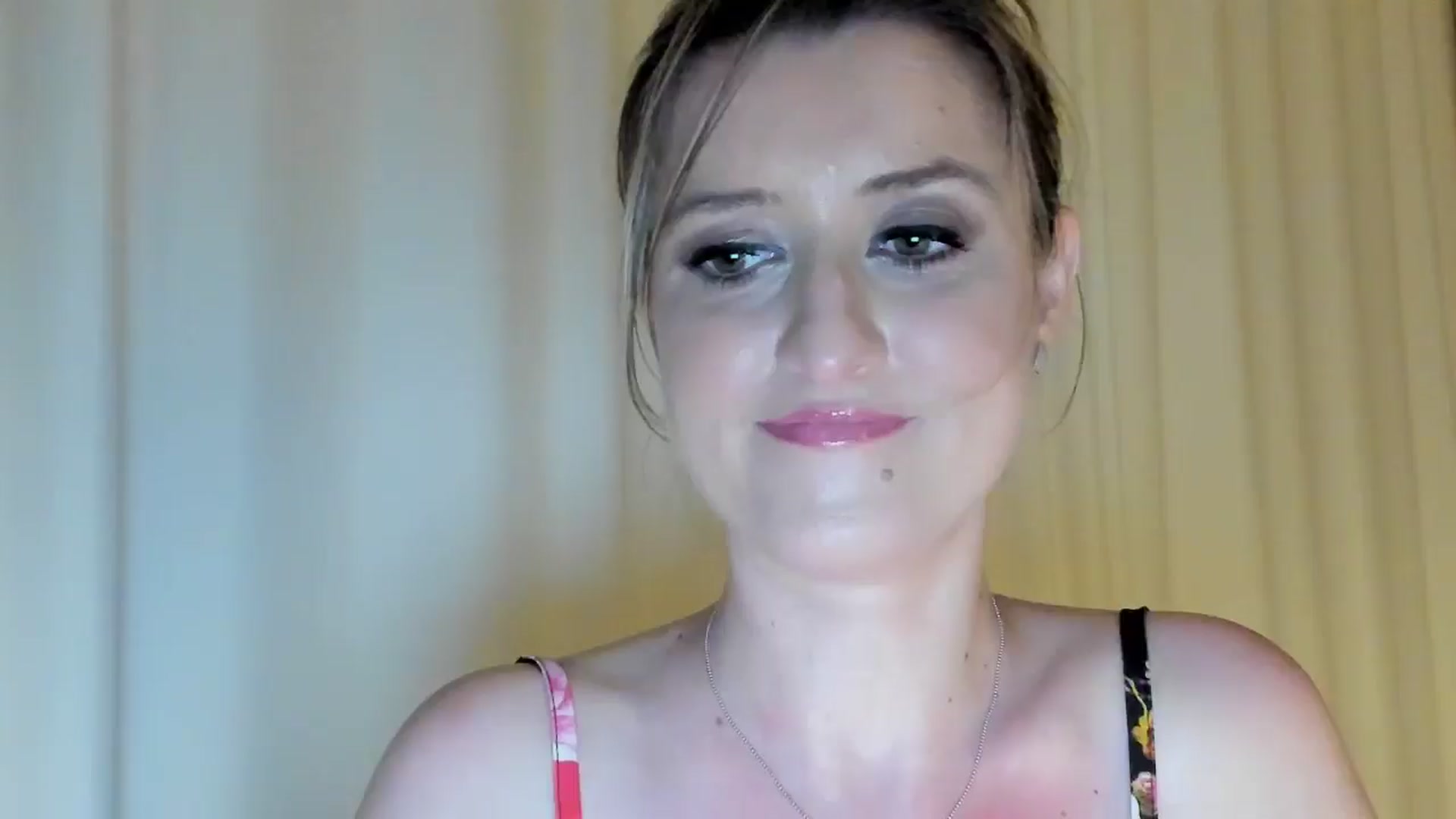 Gallery image thumbnail from BestDream's myfreecams stream on, 05/24/2024, 21:33 image 12 of 20