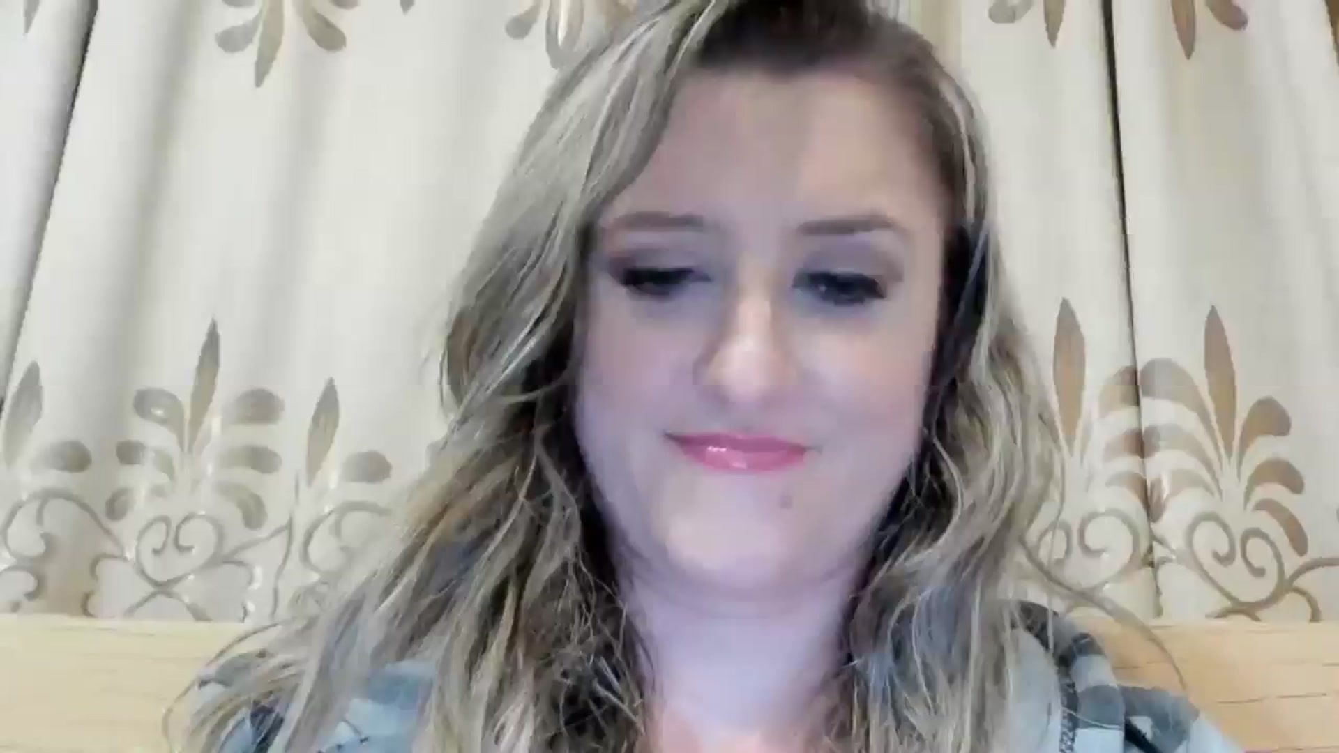 Gallery image thumbnail from BestDream's myfreecams stream on, 05/25/2024, 21:23 image 11 of 20